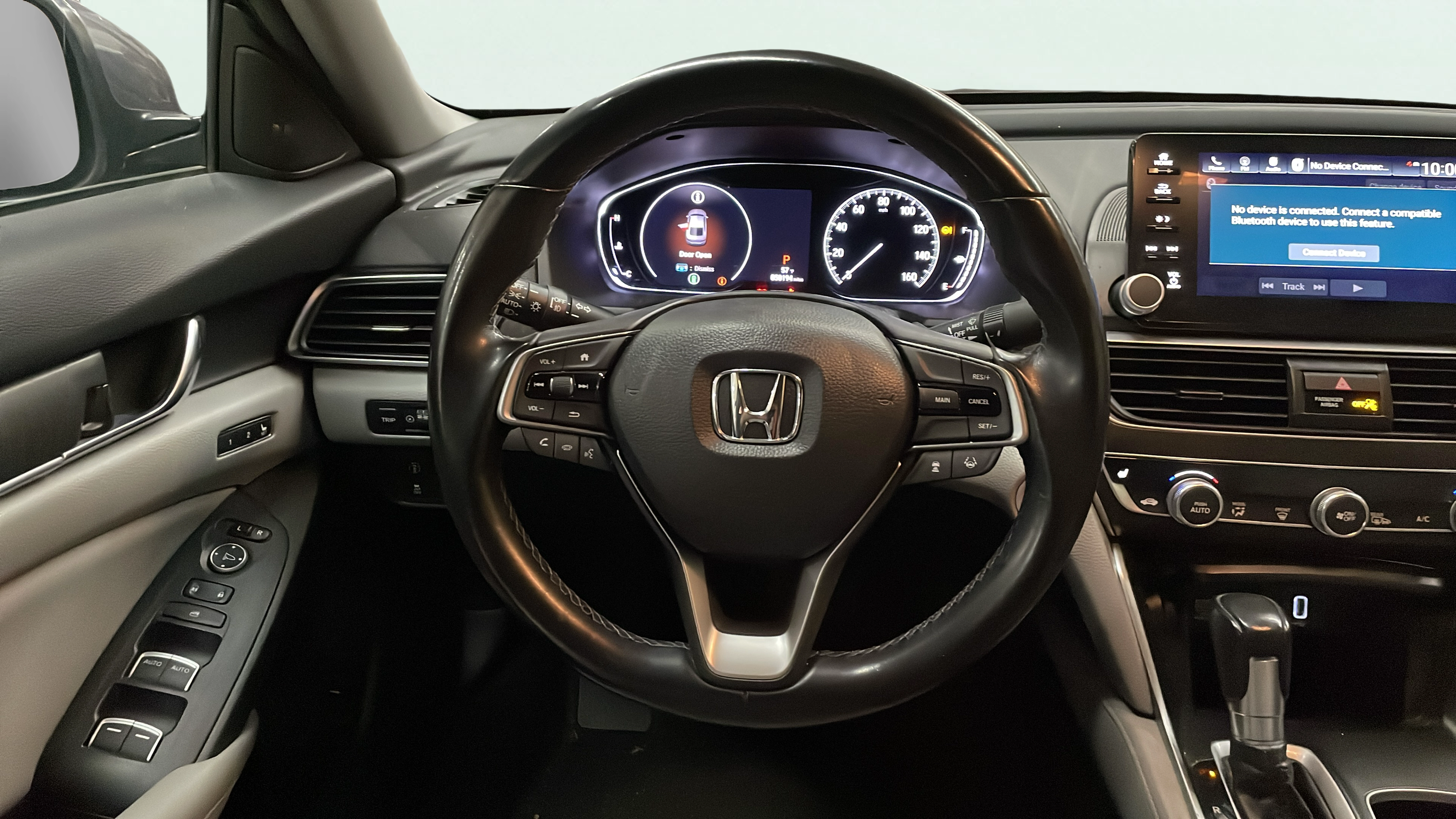 Vehicle interior 360 preview