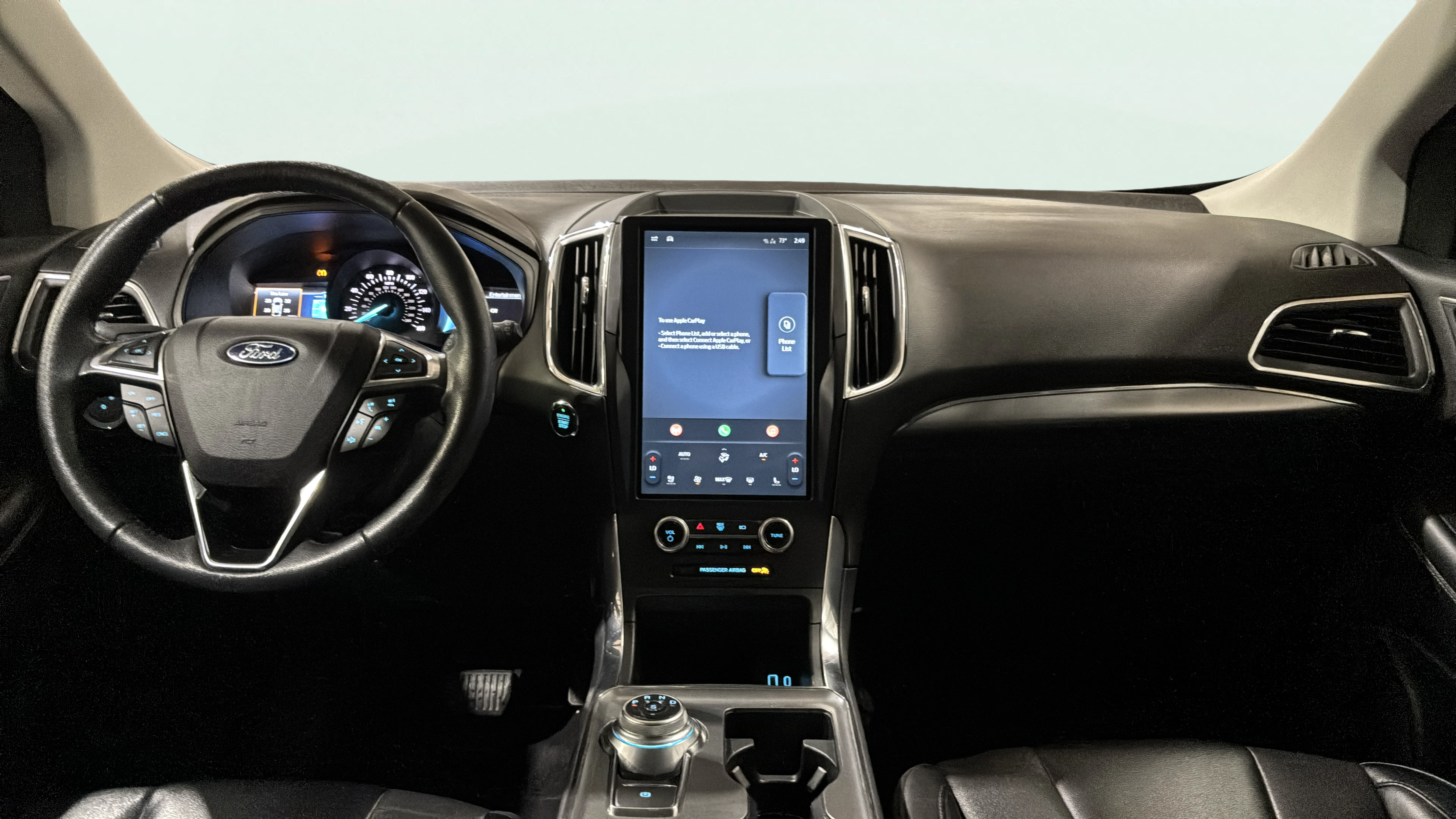 Vehicle interior 360 preview