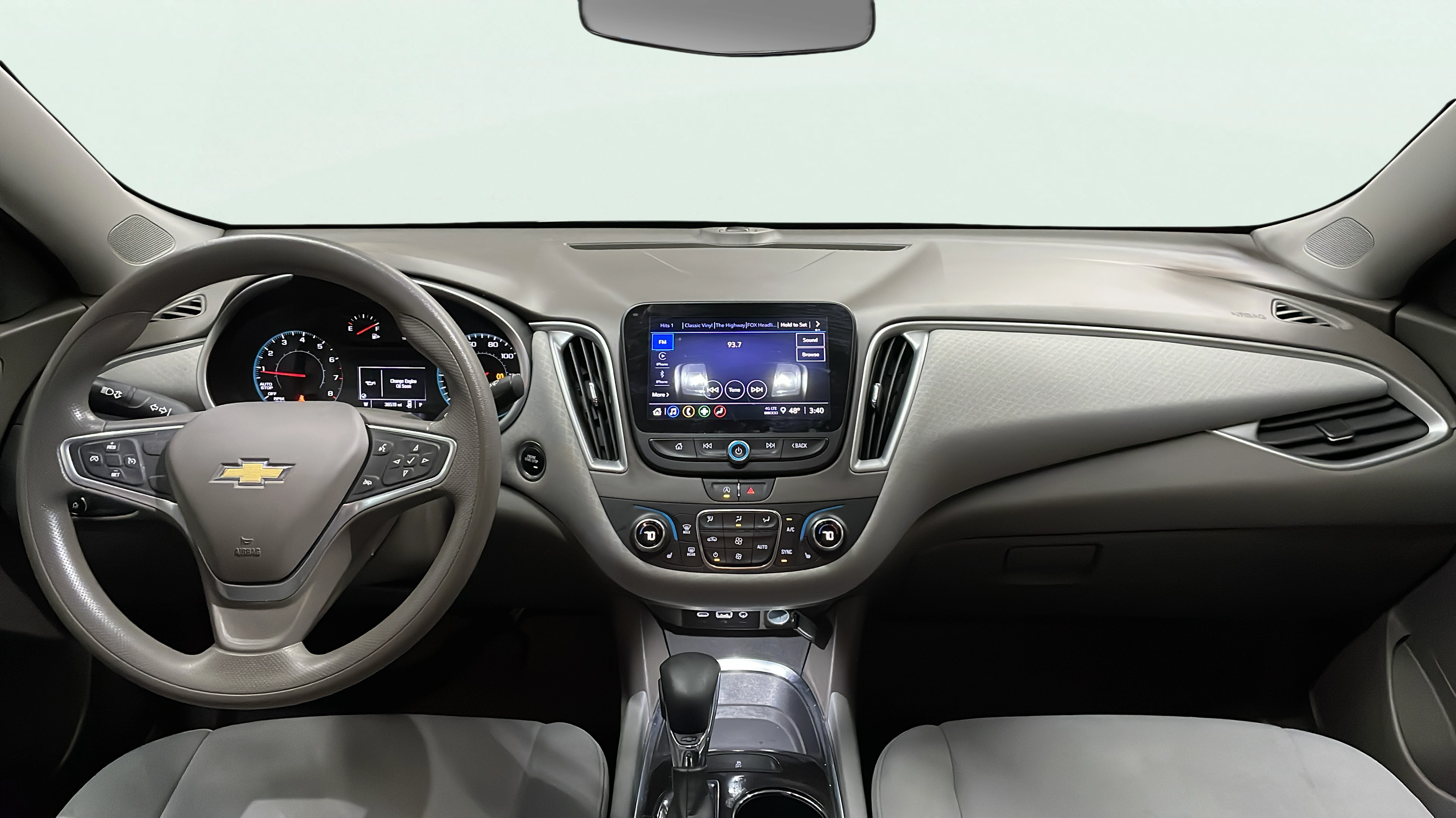 Vehicle interior 360 preview