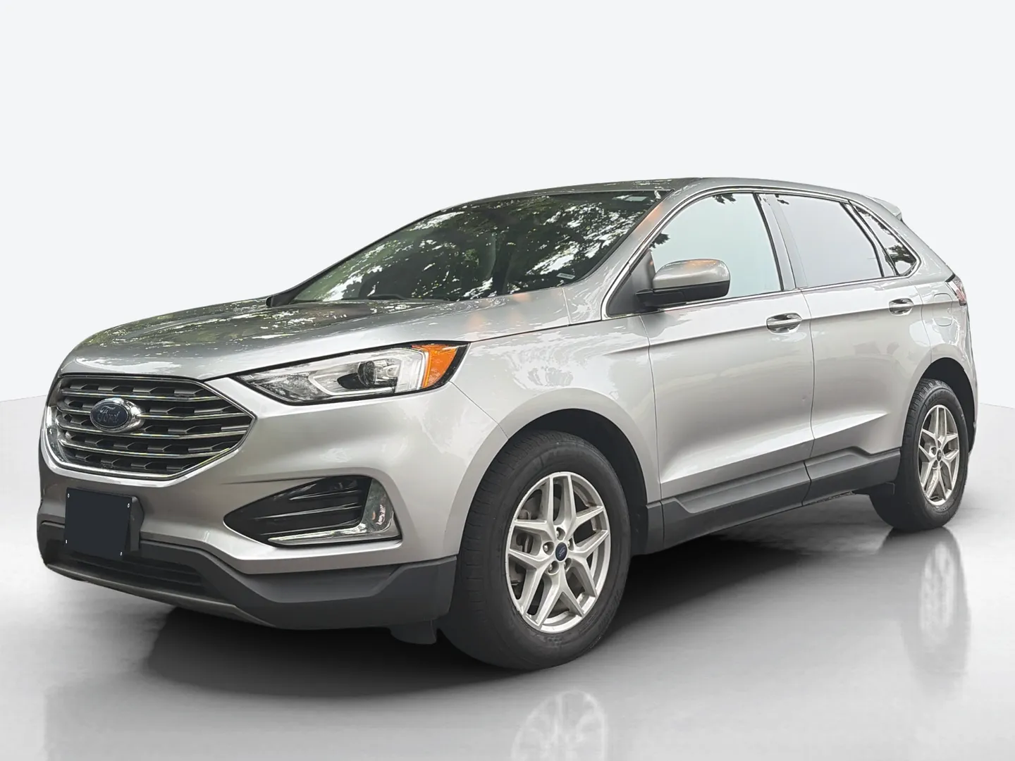 2022 Ford Edge — image 1 of 8