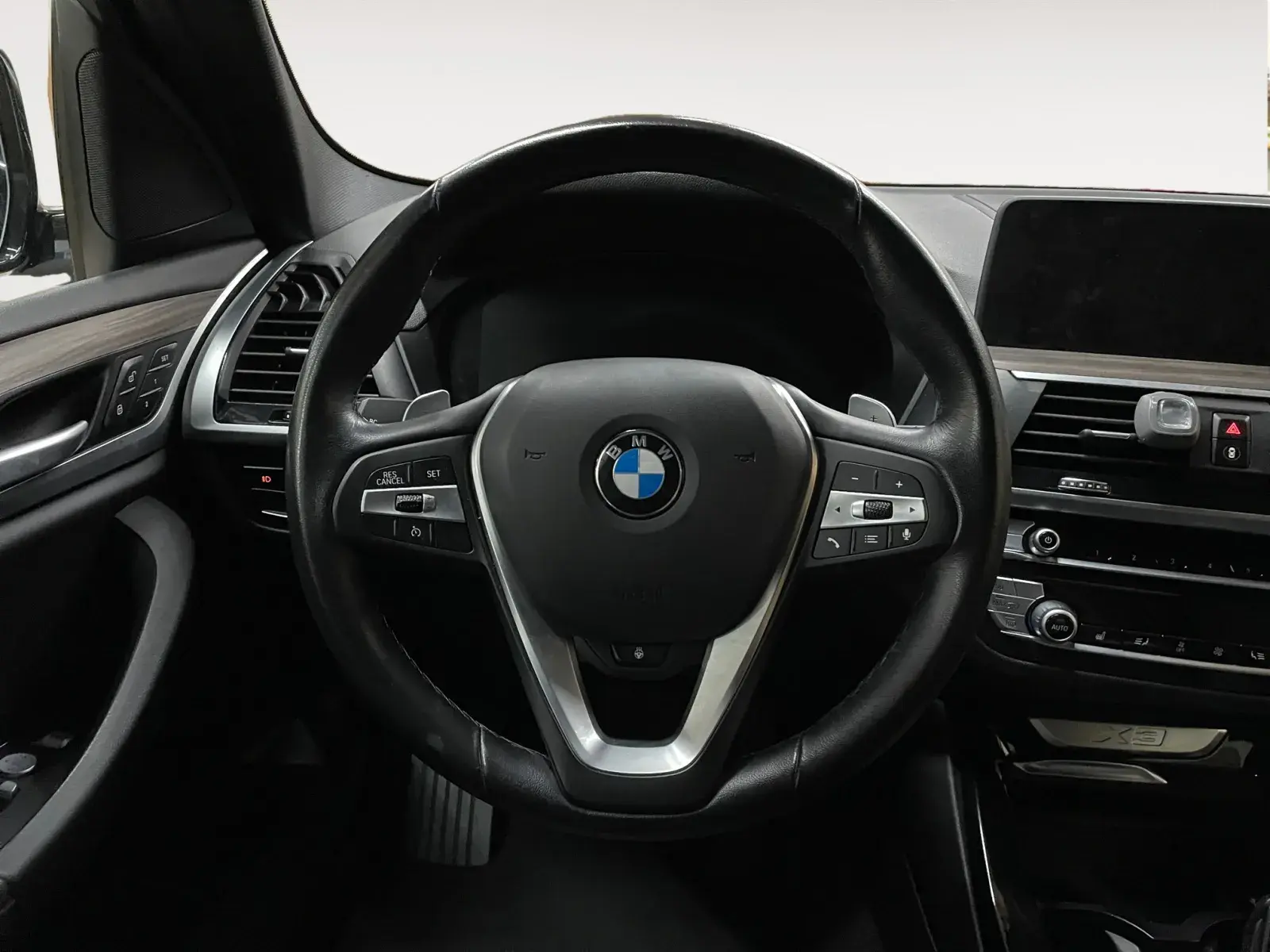 Vehicle interior 3