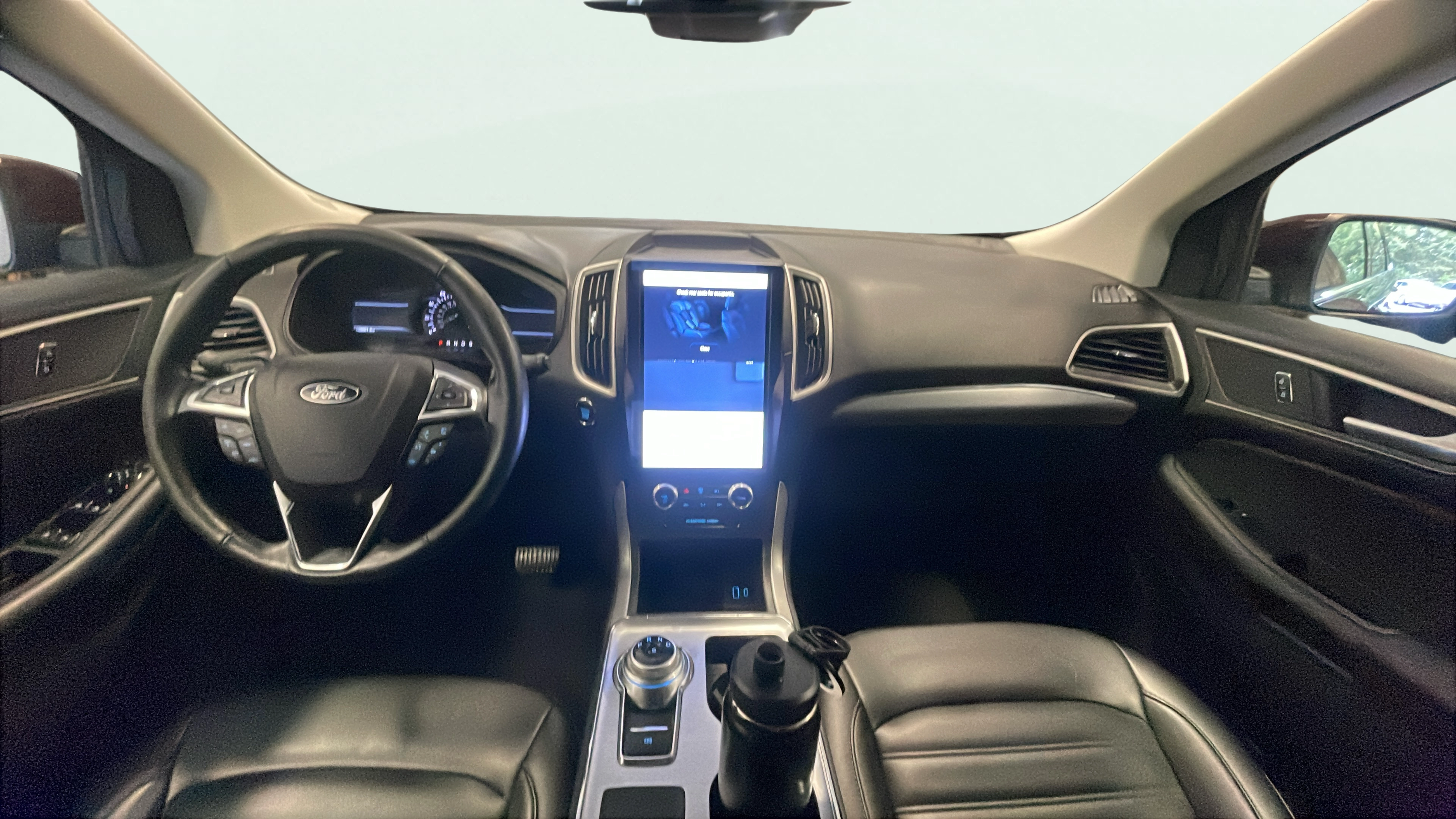 Vehicle interior 360 preview