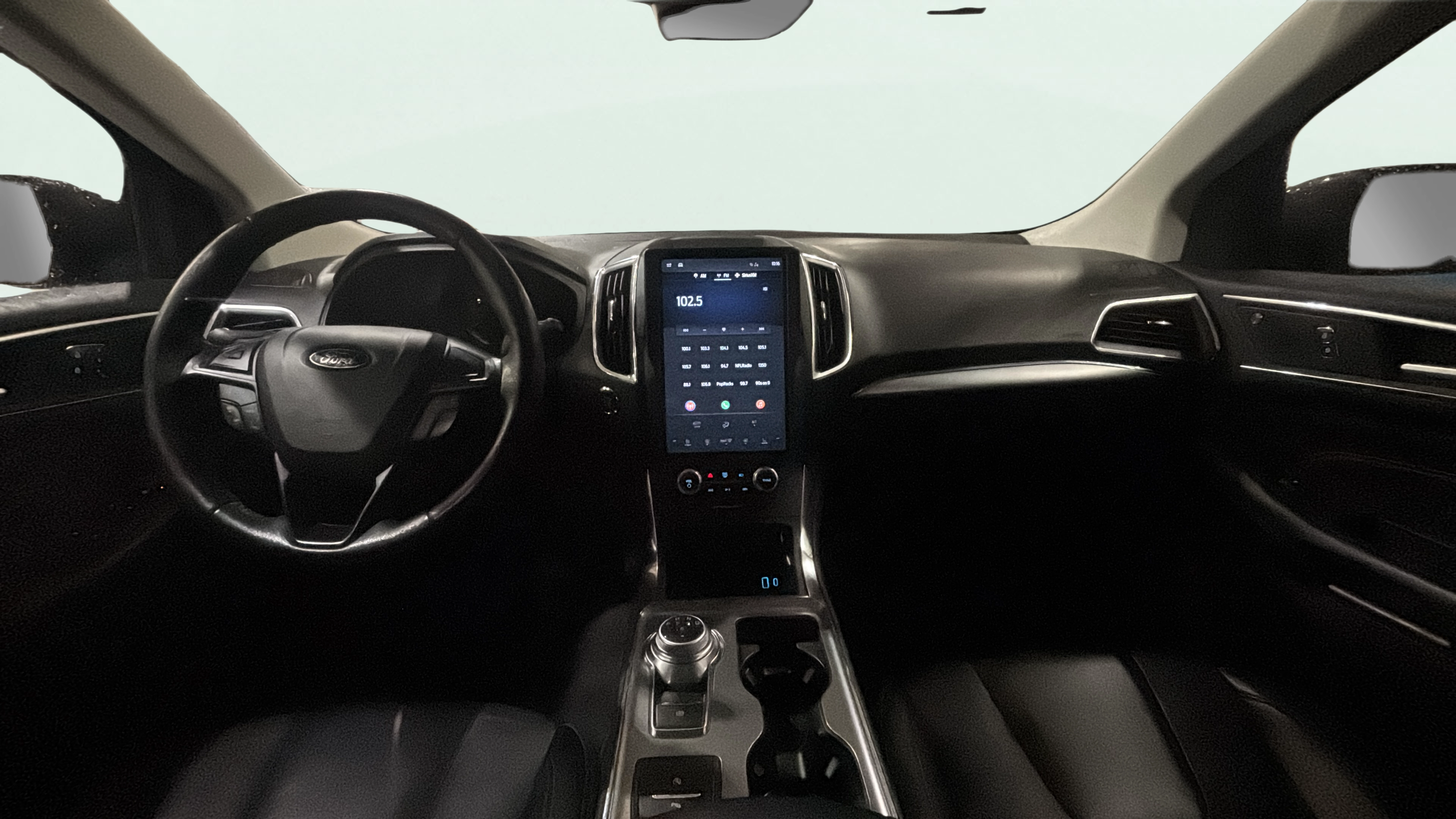 Vehicle interior 360 preview
