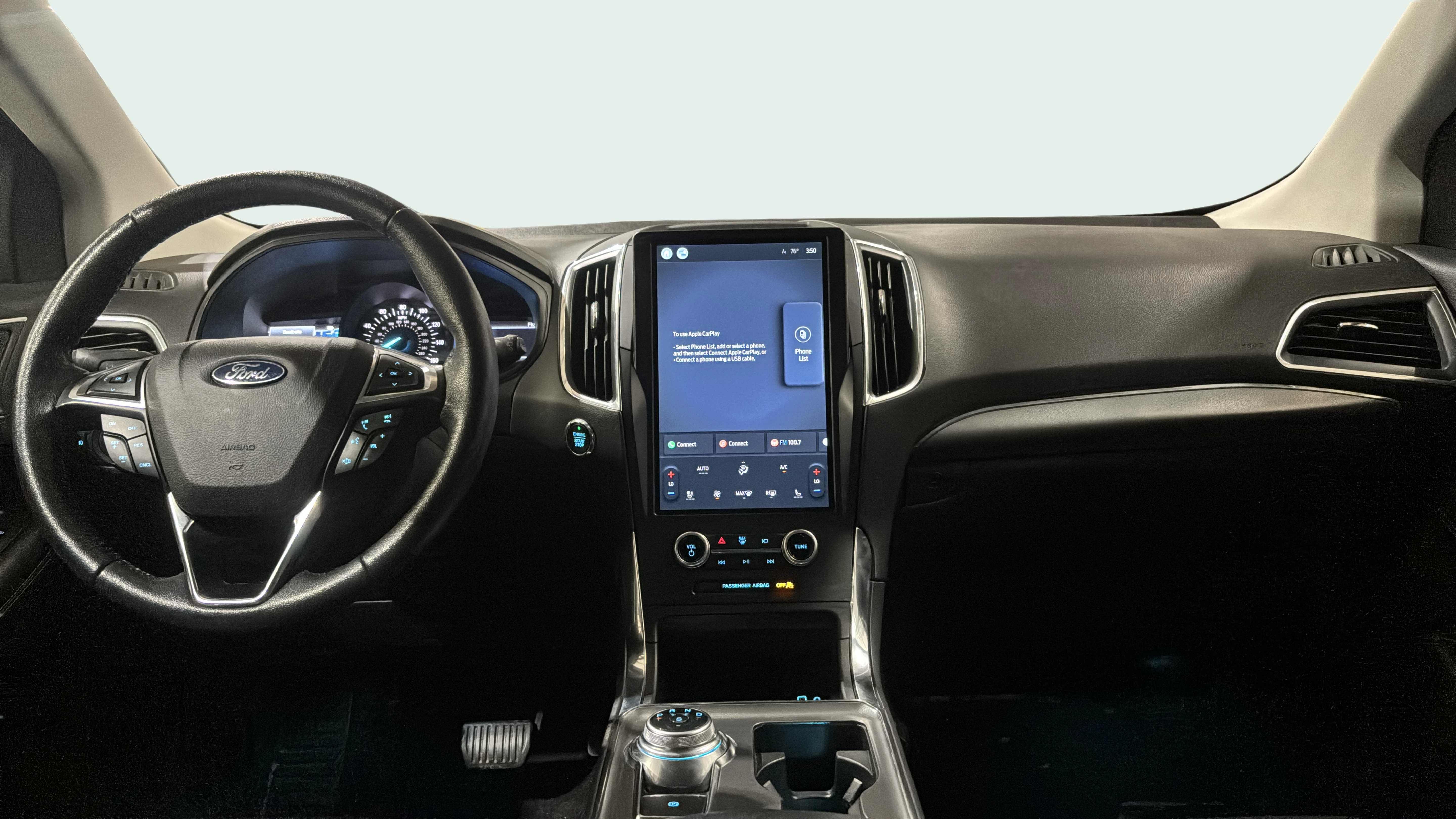 Vehicle interior 360 preview