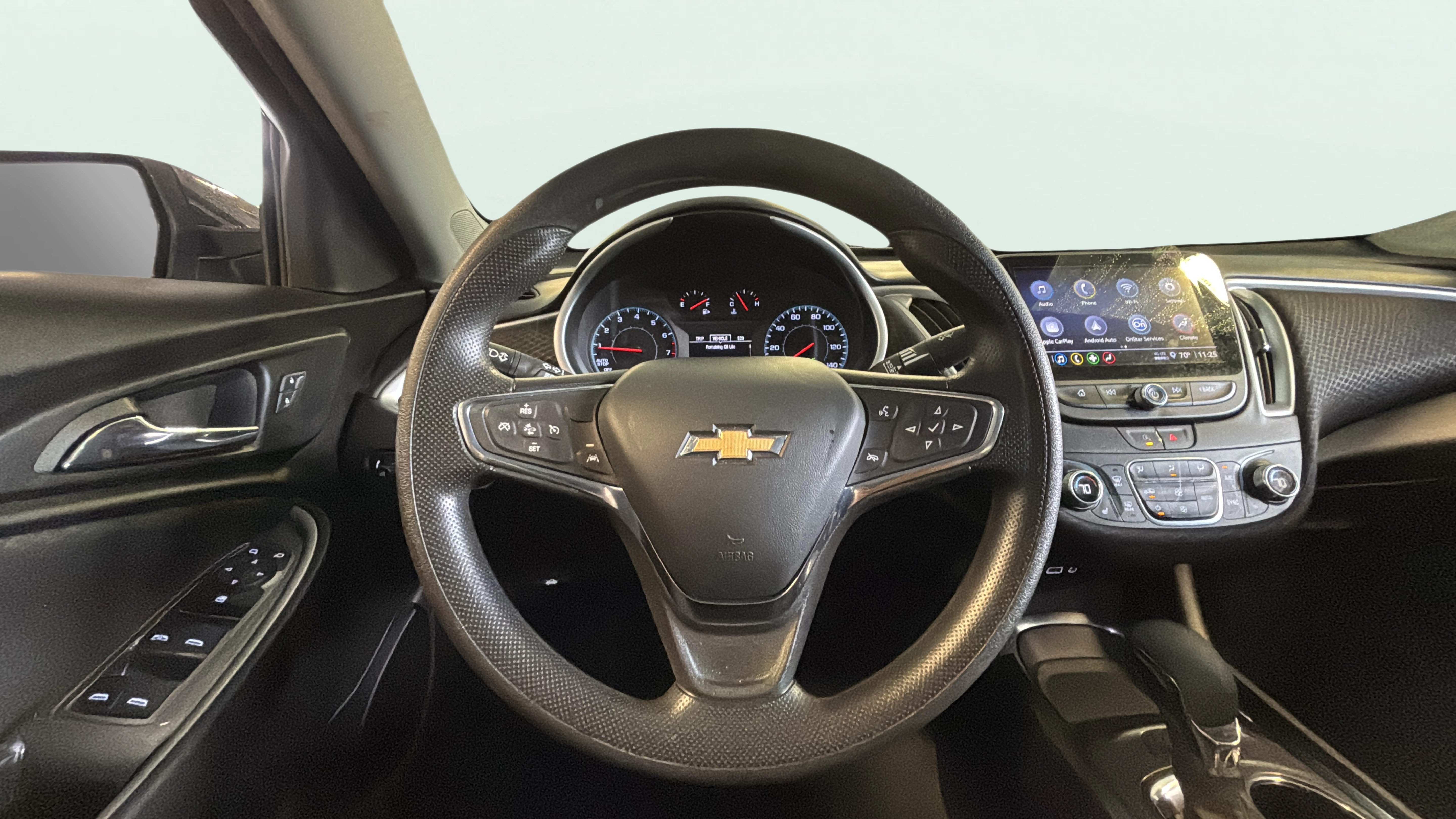 Vehicle interior 360 preview