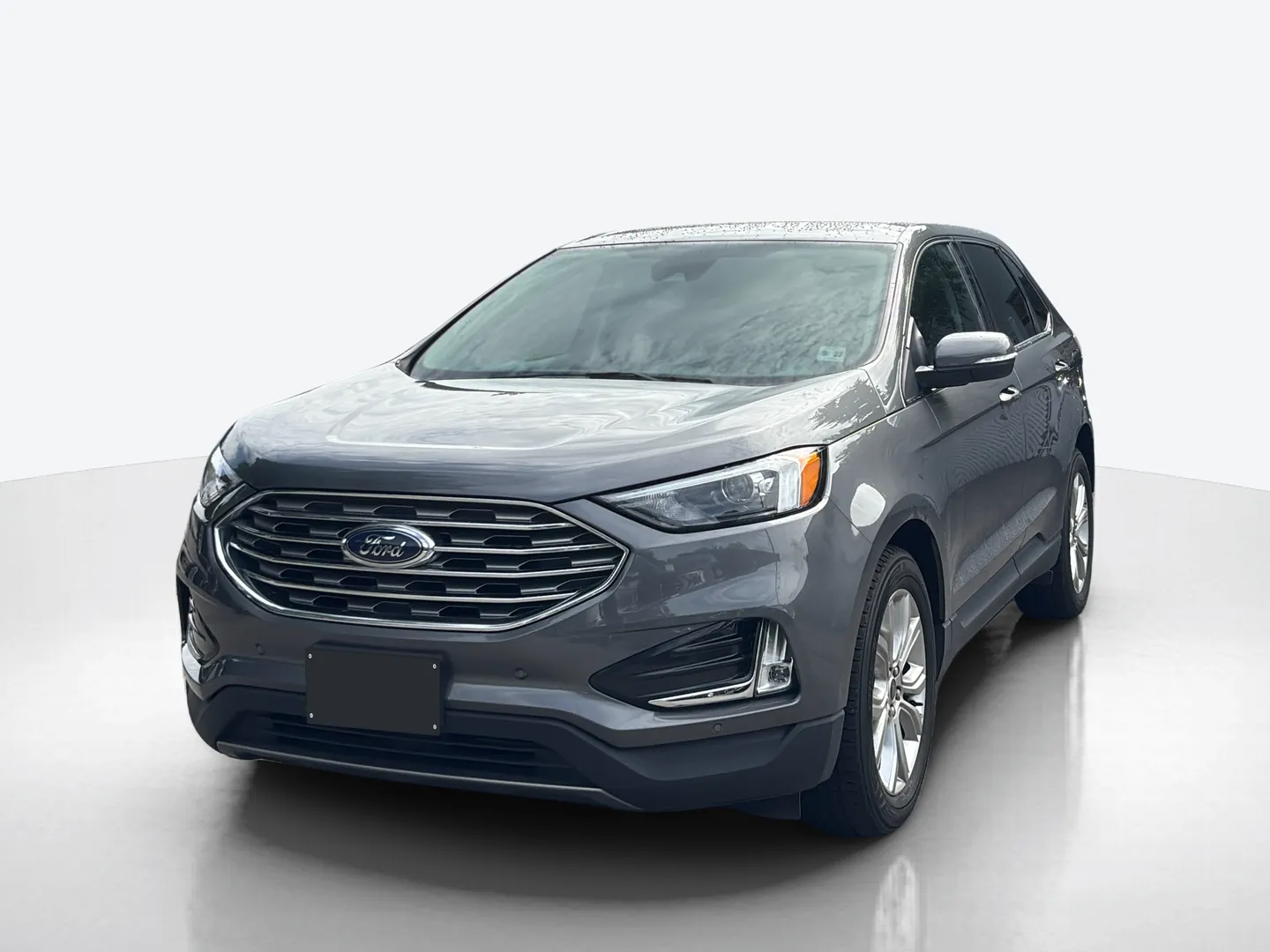 2023 Ford Edge — image 1 of 5