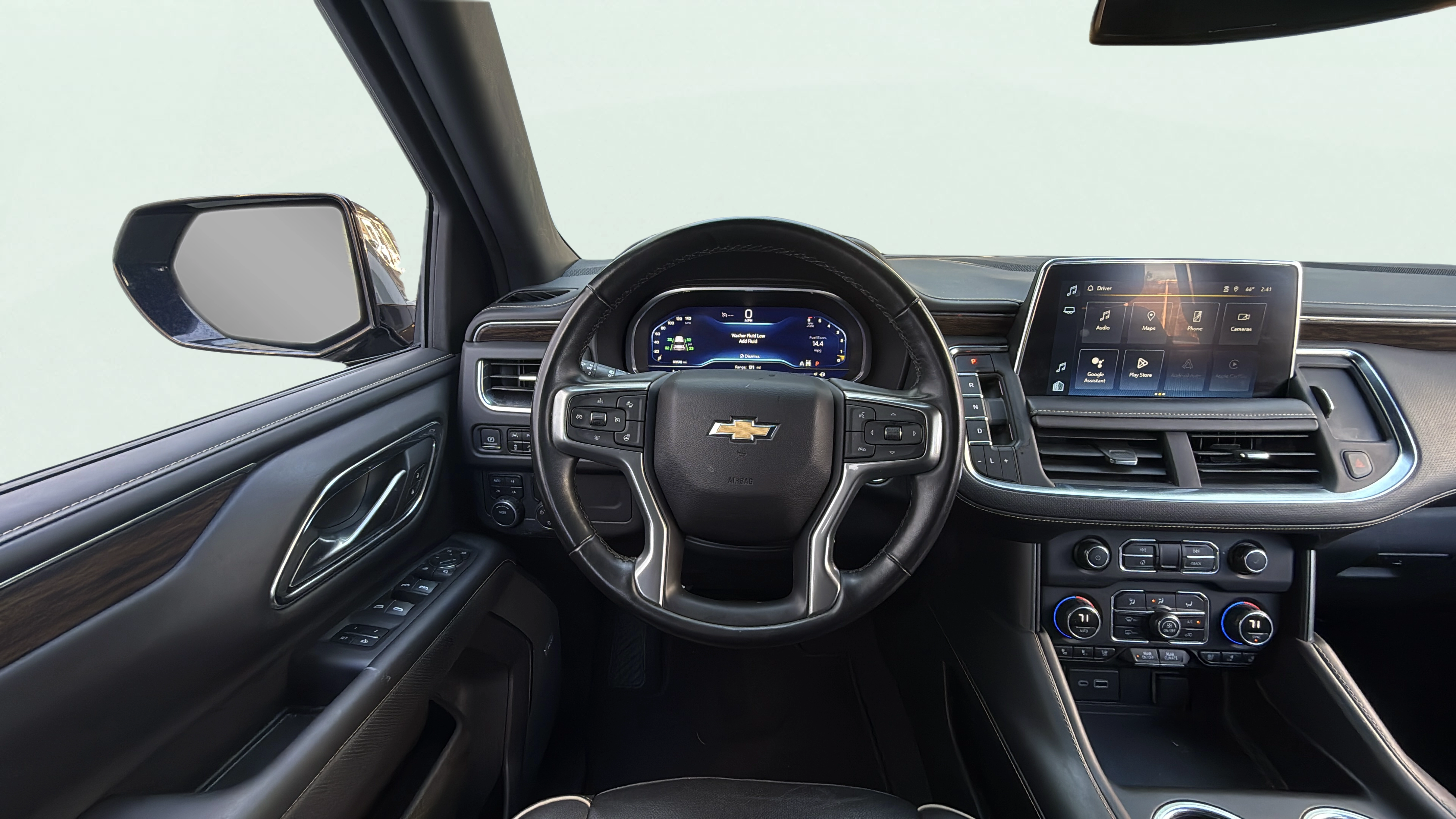 Vehicle interior 360 preview