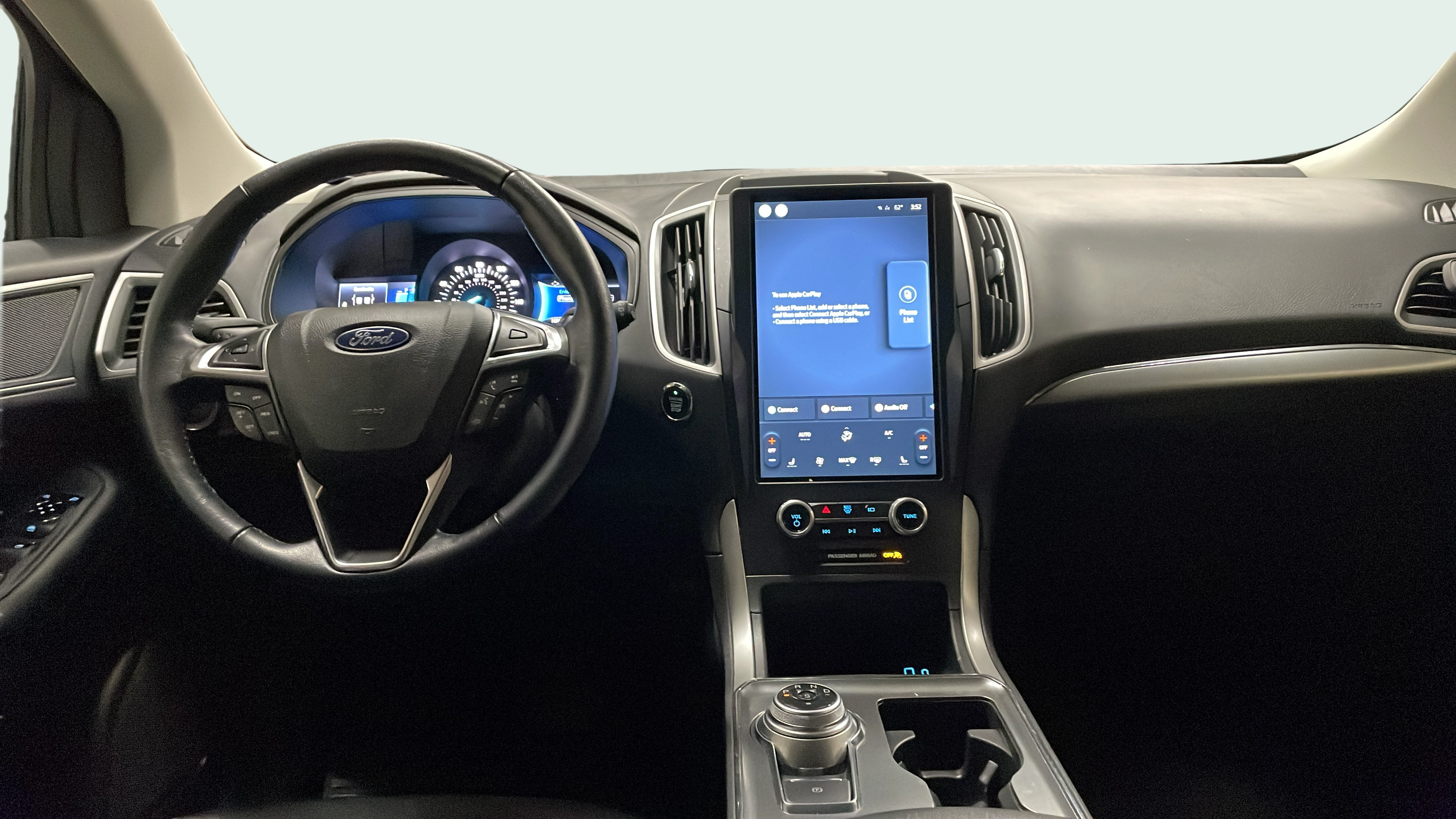 Vehicle interior 360 preview