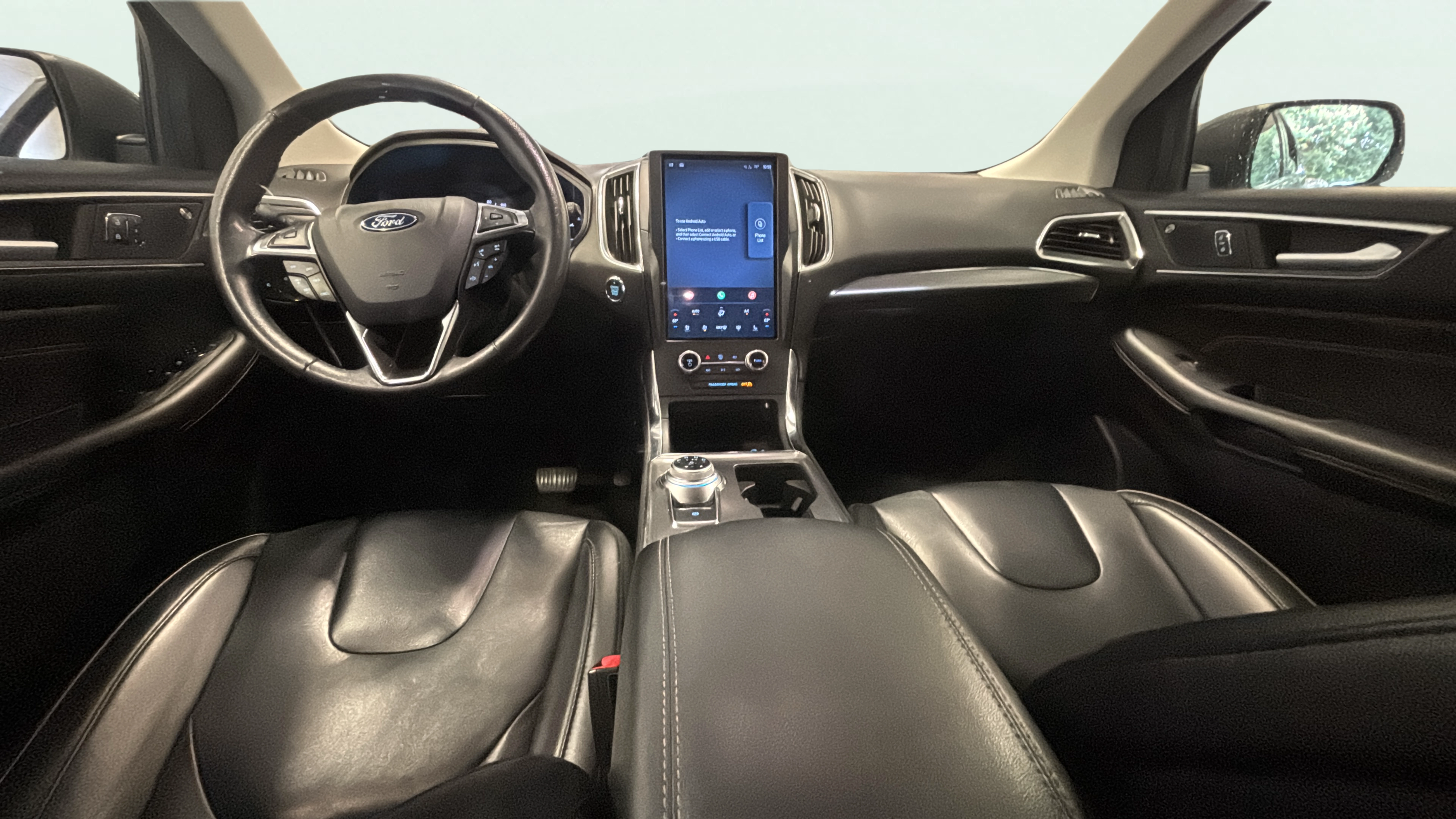 Vehicle interior 360 preview