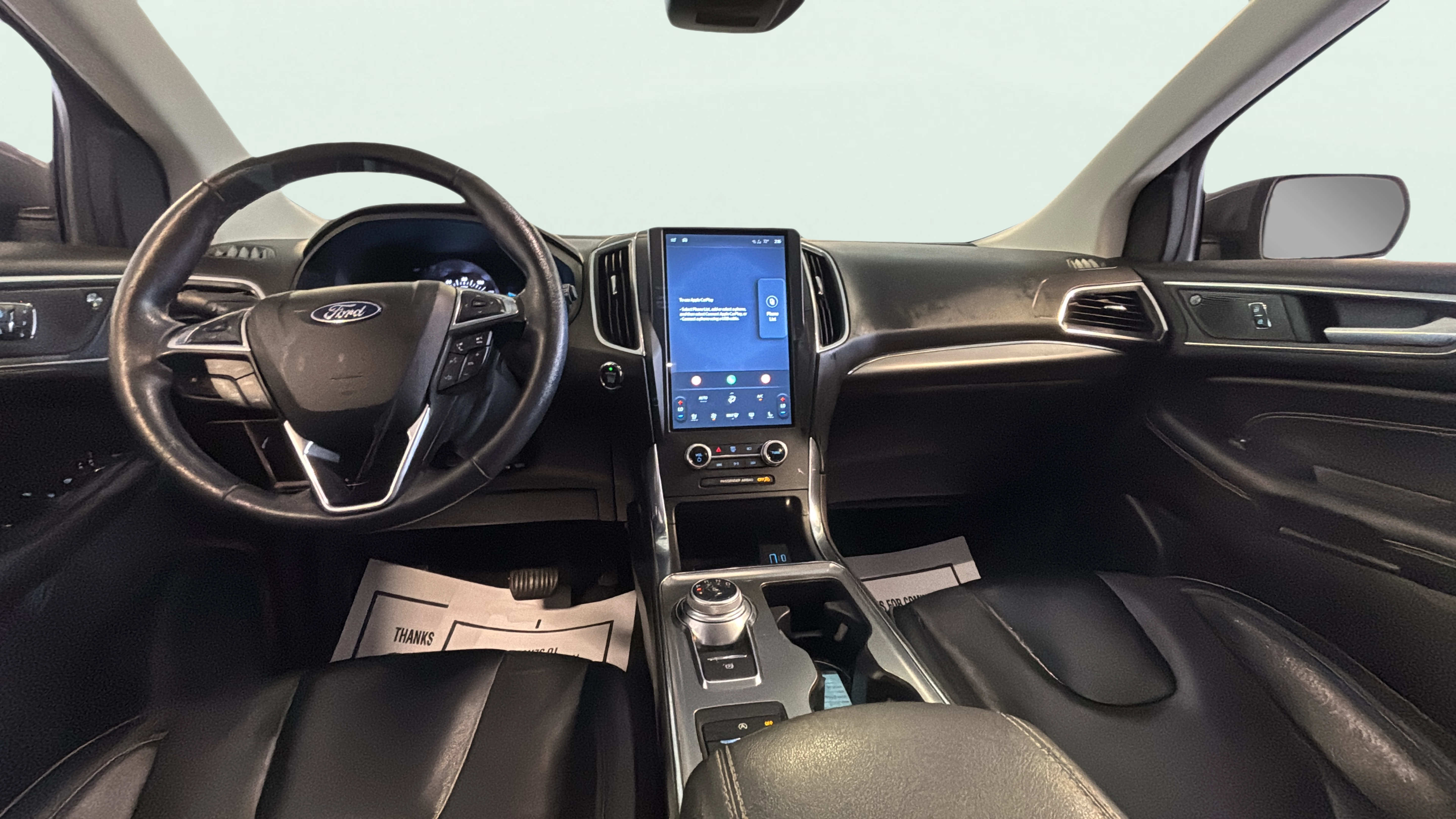 Vehicle interior 360 preview