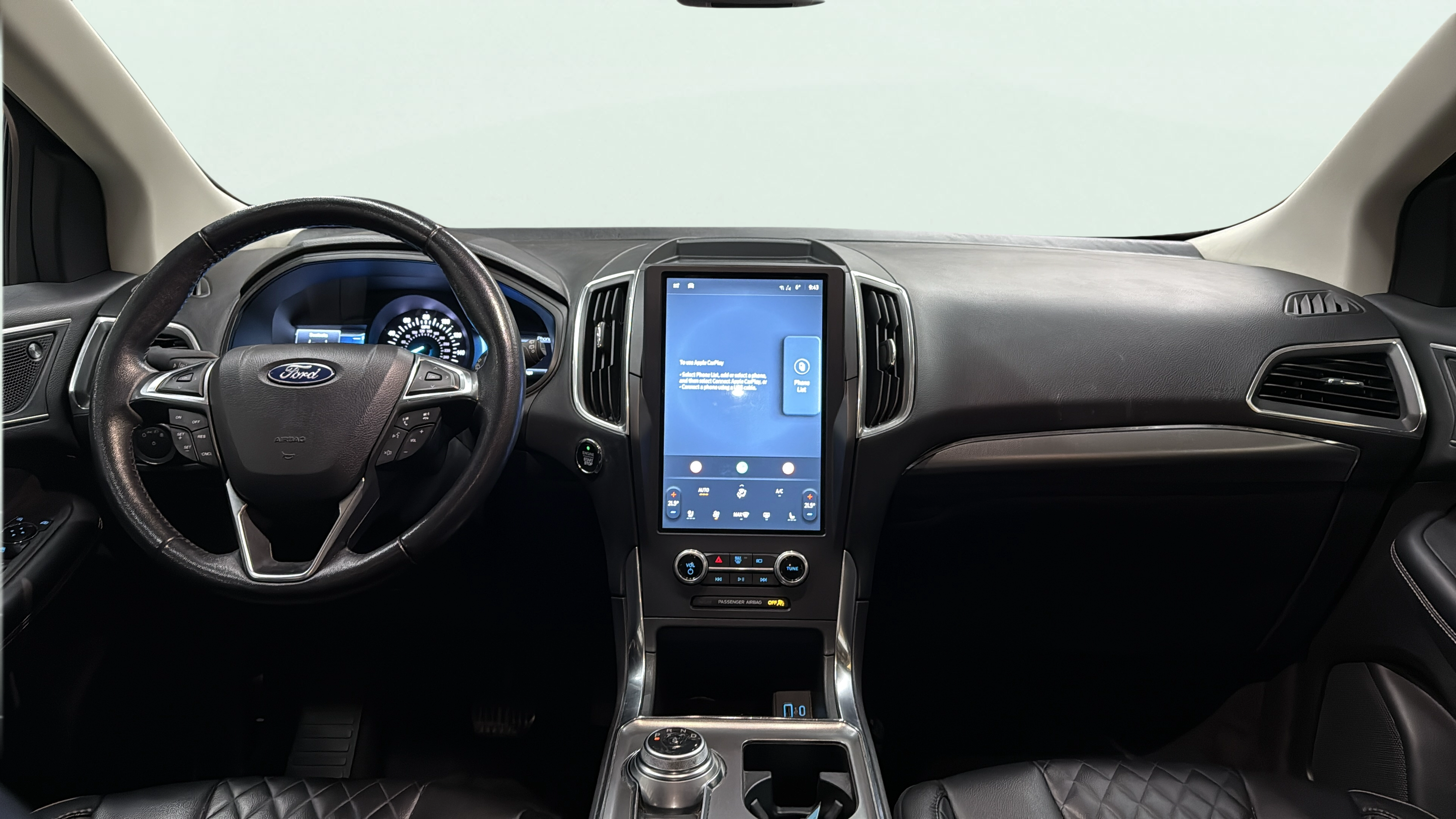 Vehicle interior 360 preview