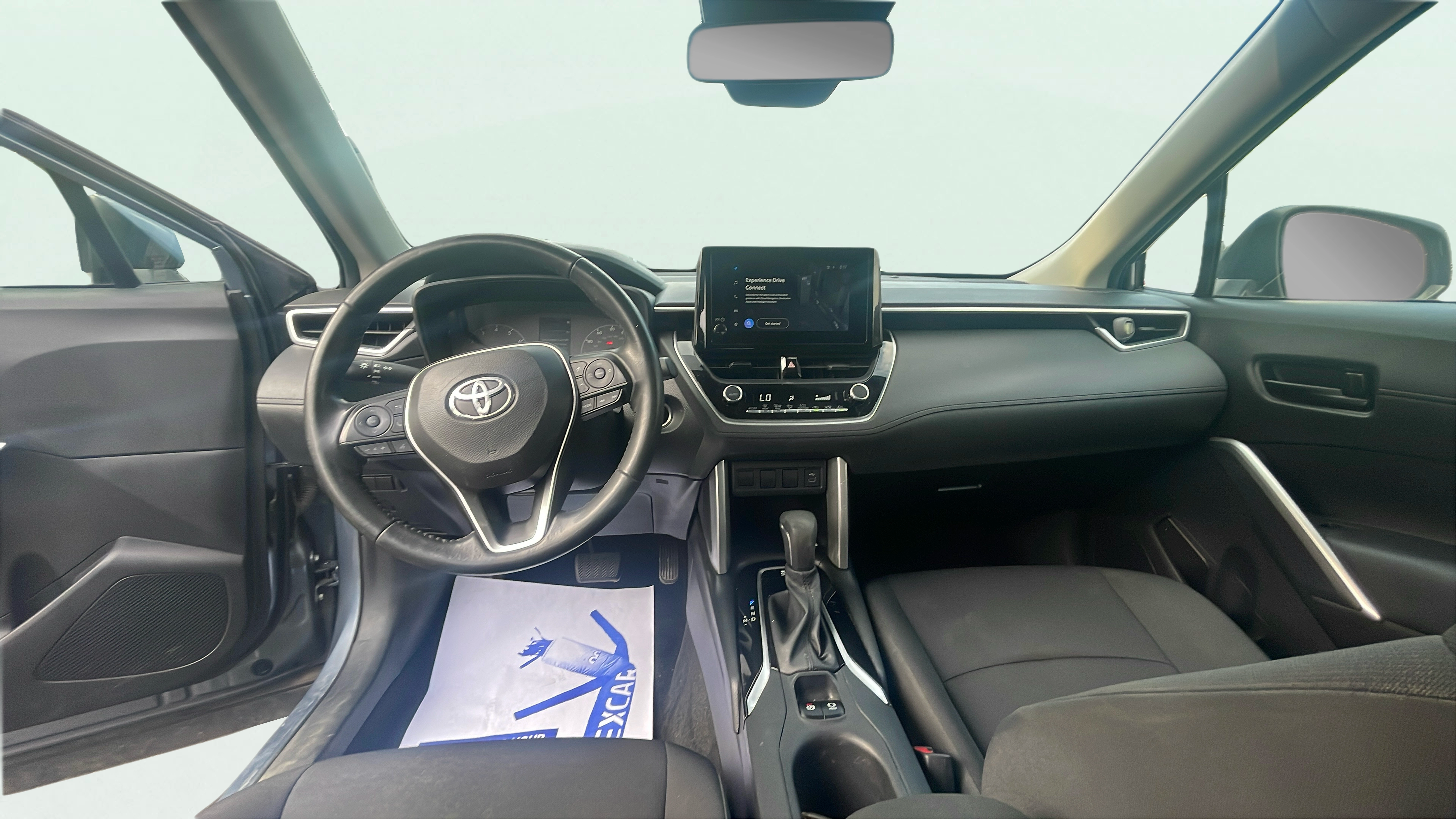 Vehicle interior 360 preview