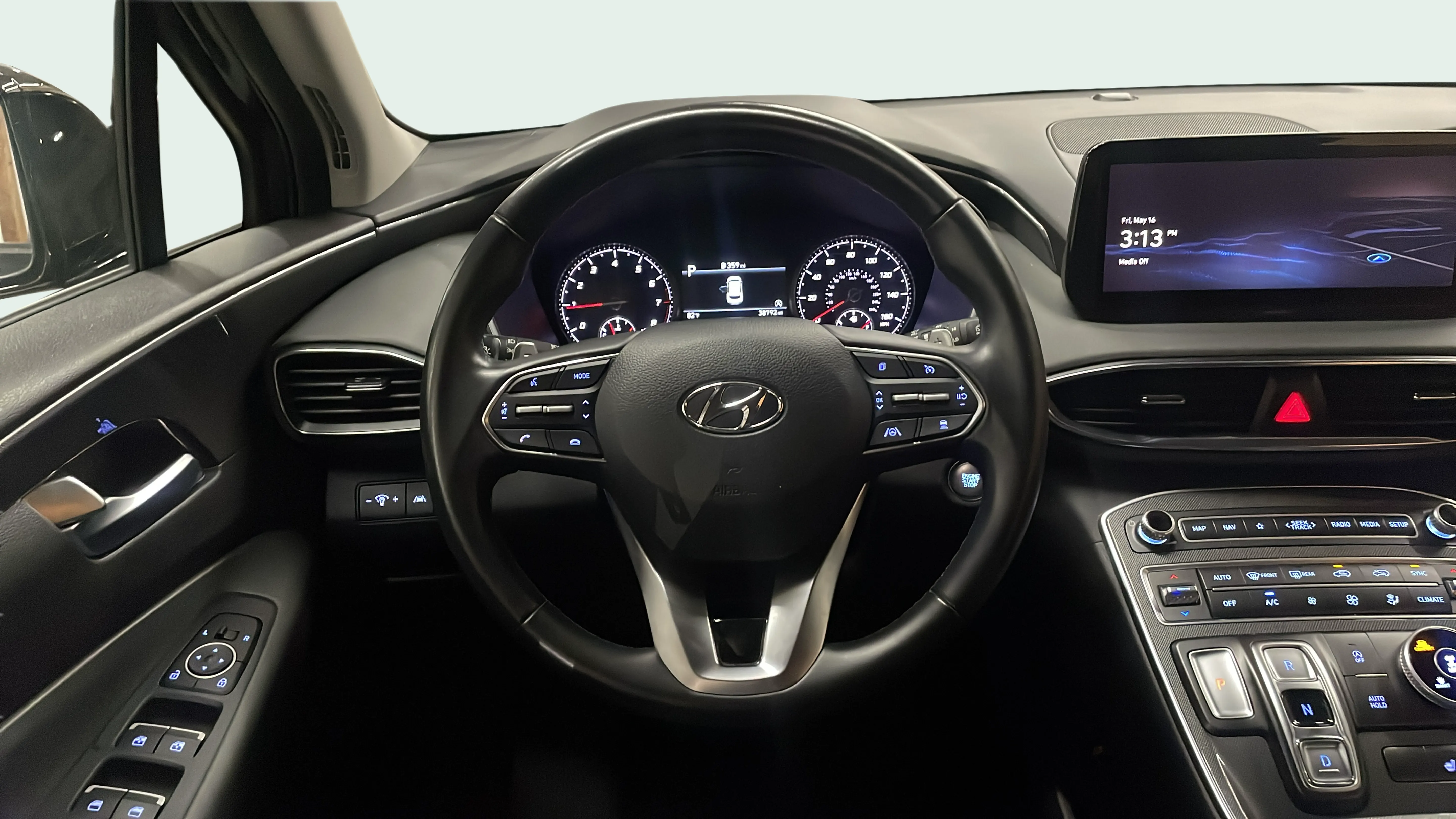 Vehicle interior 360 preview