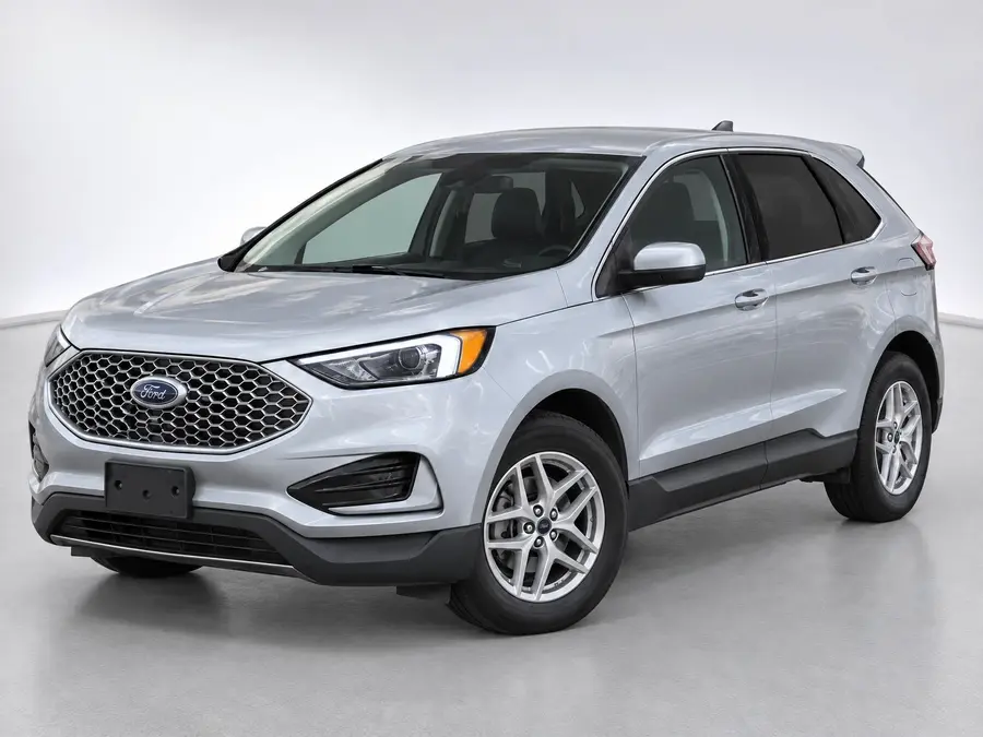 2023 Ford Edge — image 1 of 9
