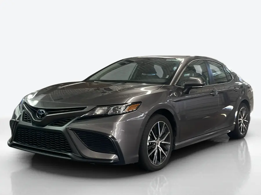 2024 Toyota Camry — image 1 of 5