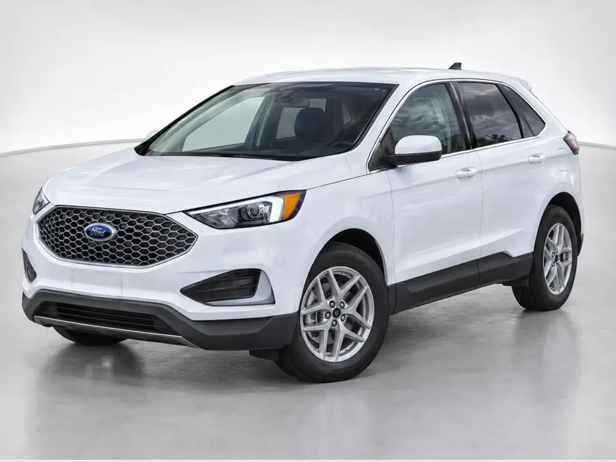 2023 Ford Edge — image 1 of 9