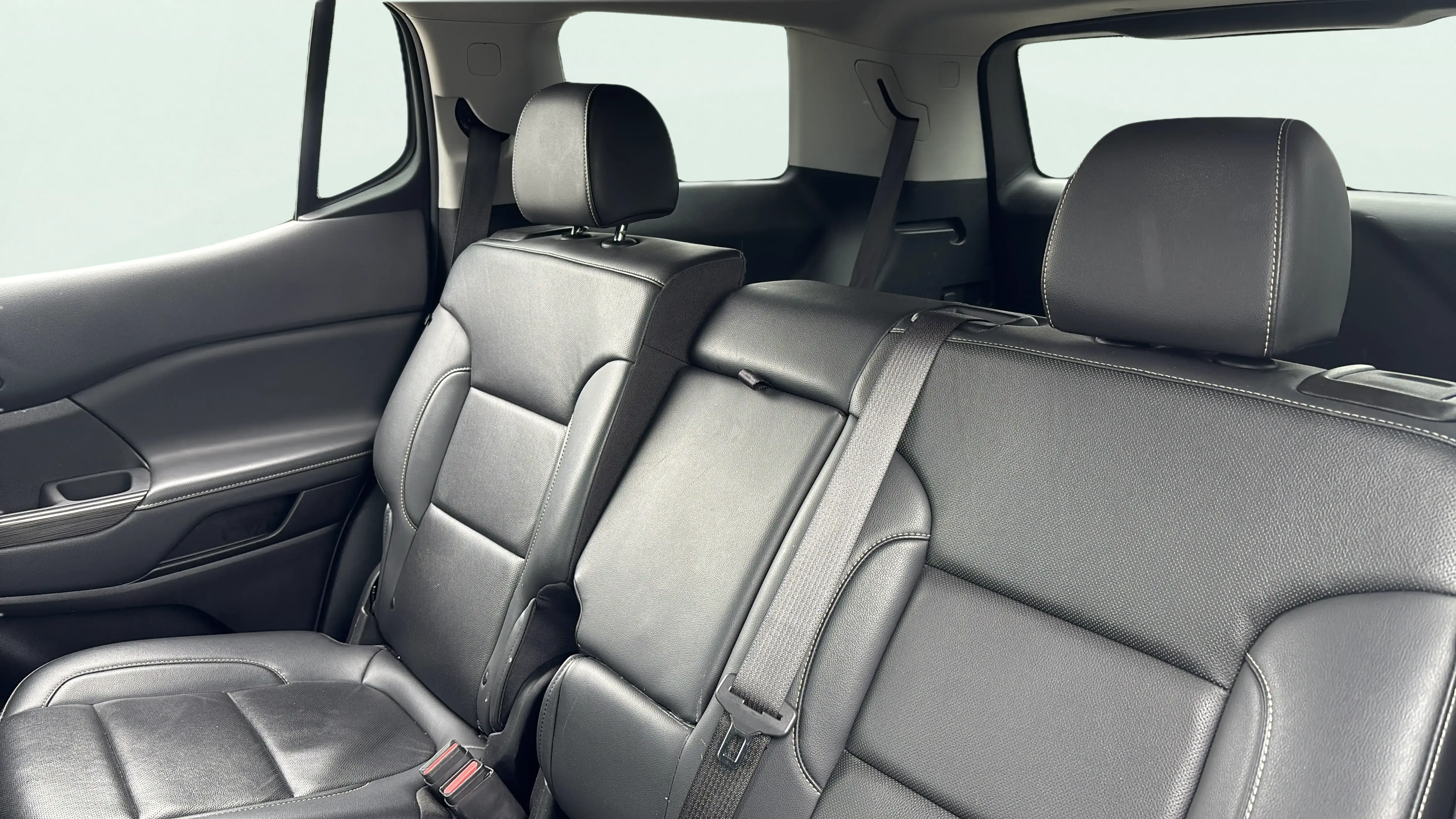 Vehicle interior 360 preview