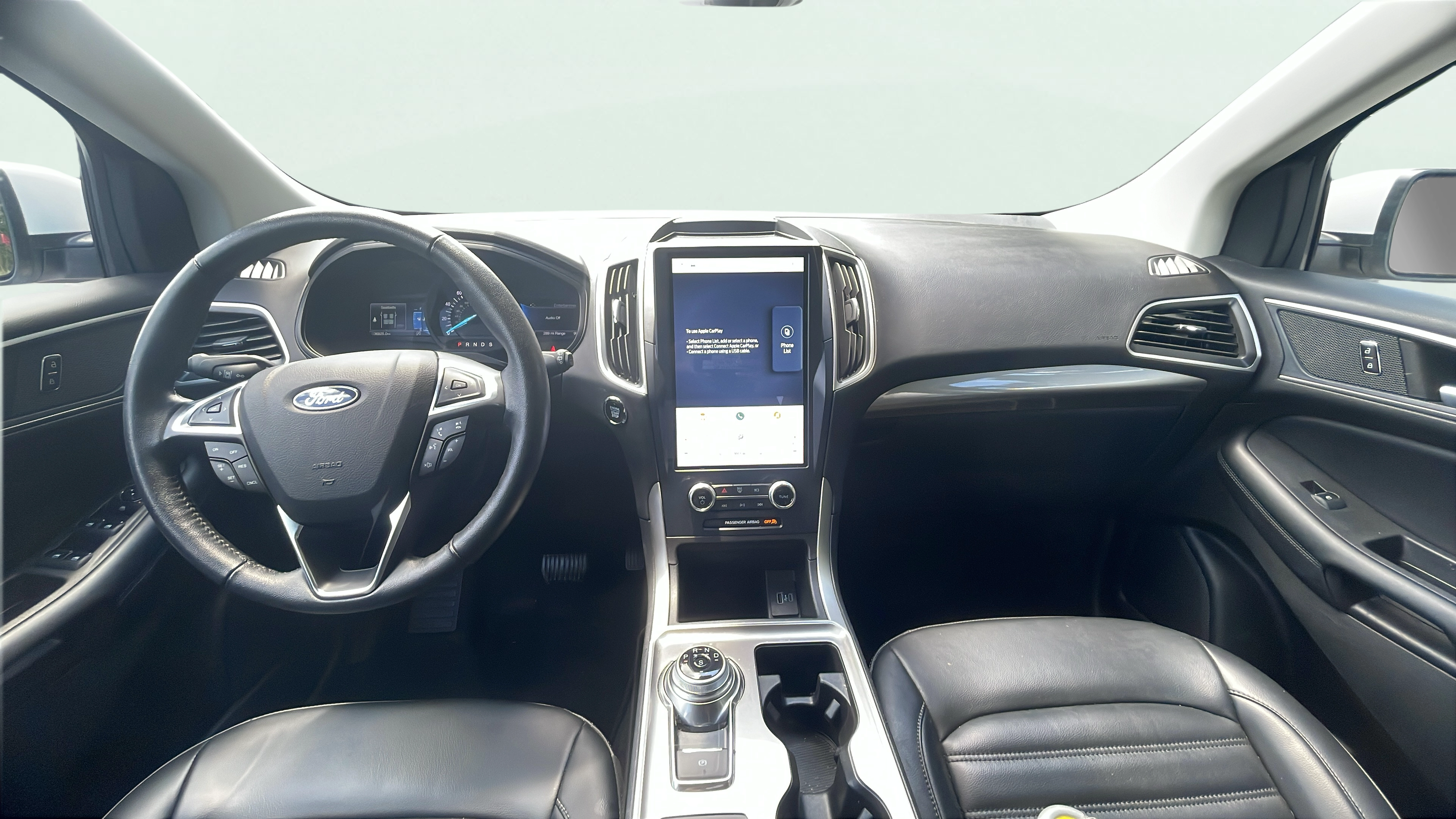 Vehicle interior 360 preview