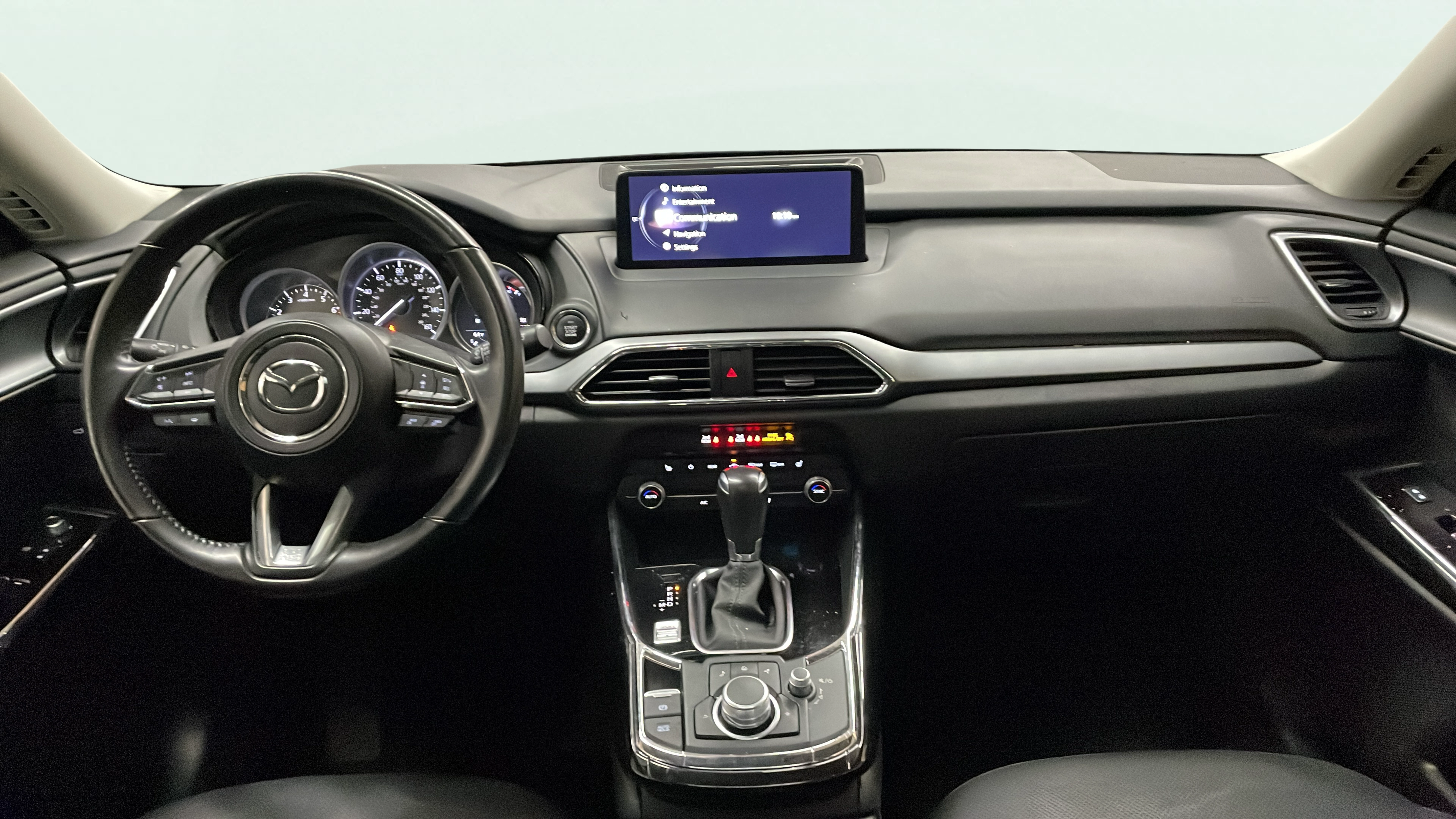 Vehicle interior 360 preview