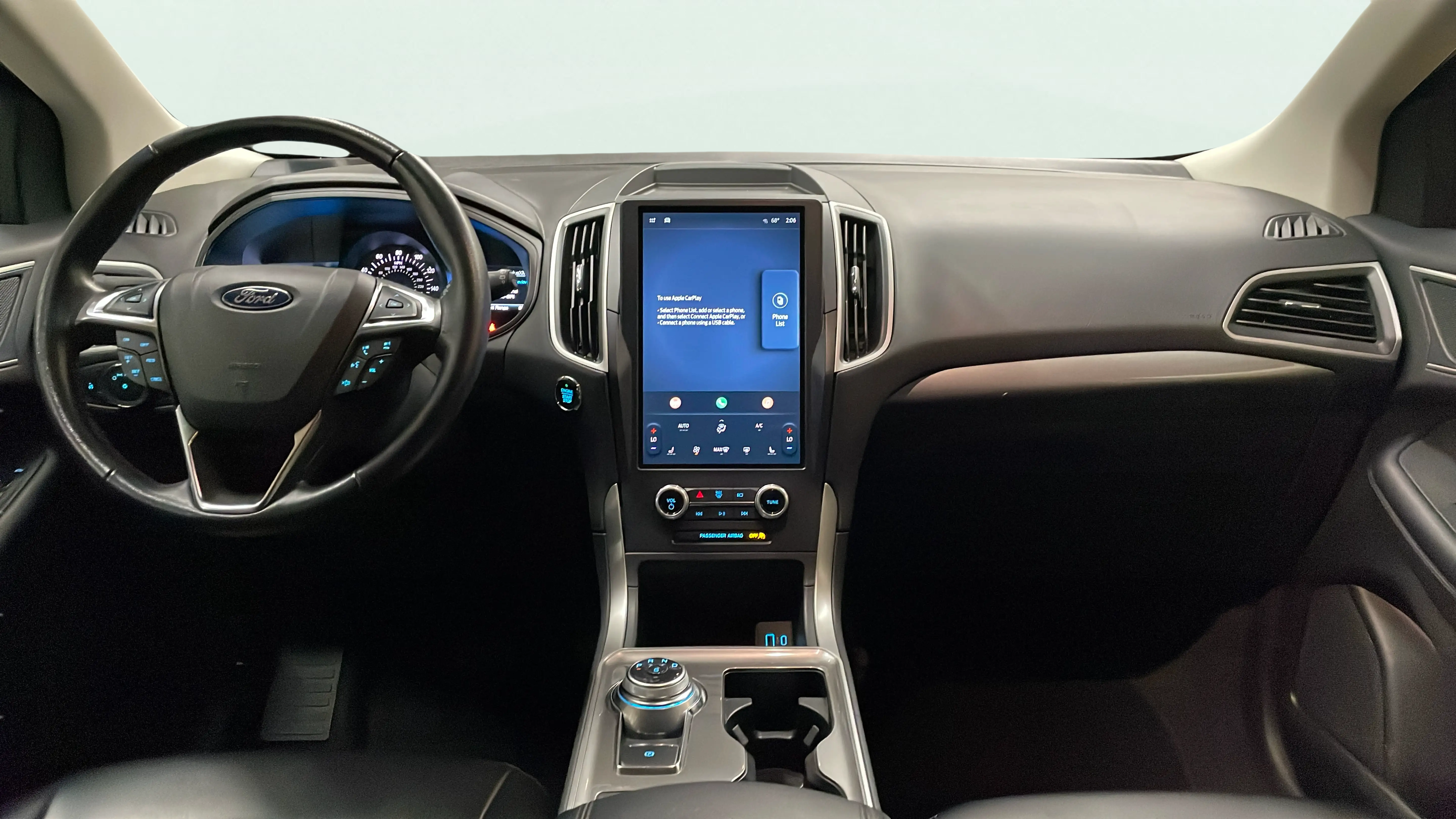 Vehicle interior 360 preview