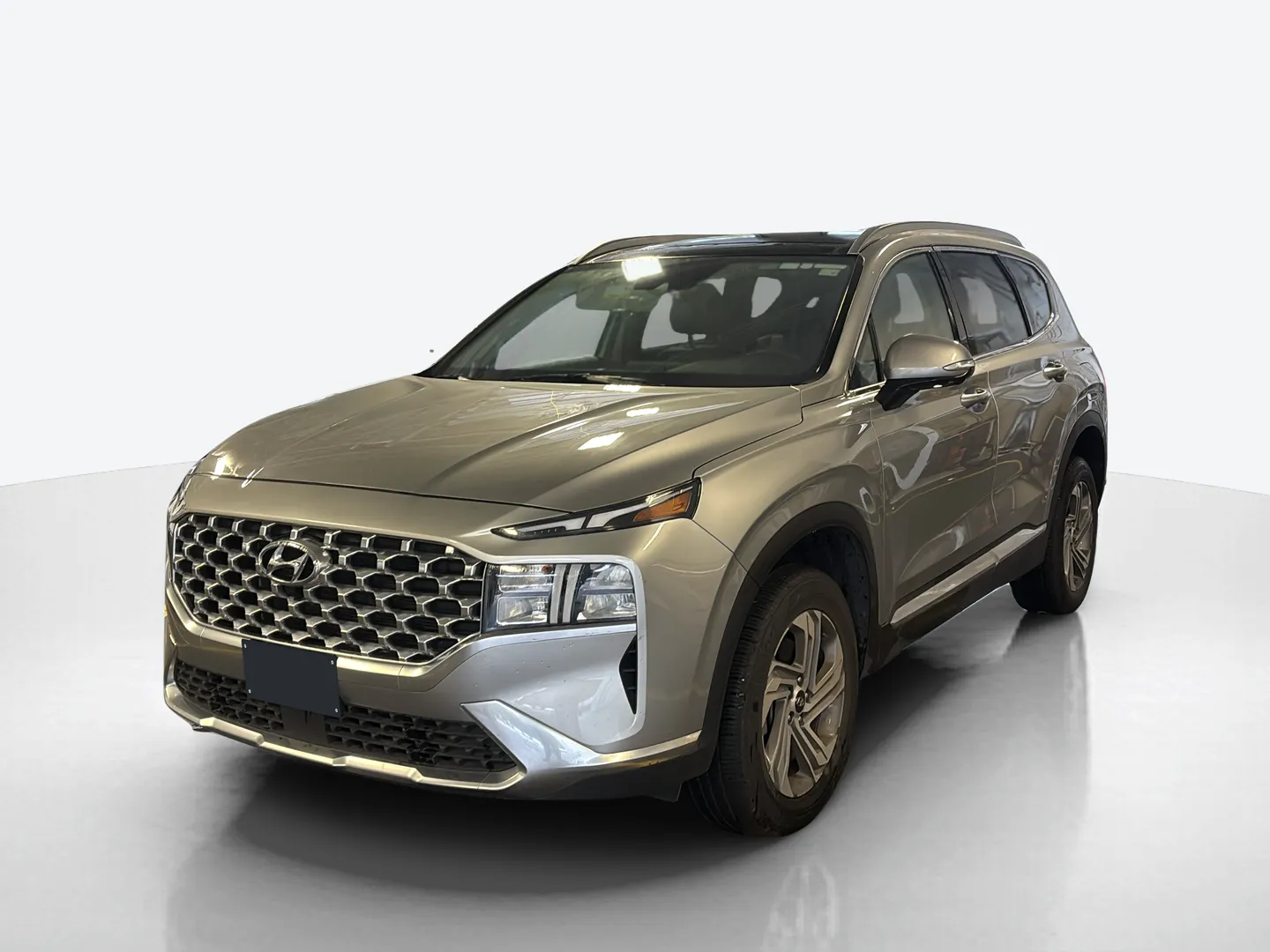 2023 Hyundai Santa Fe — image 1 of 8