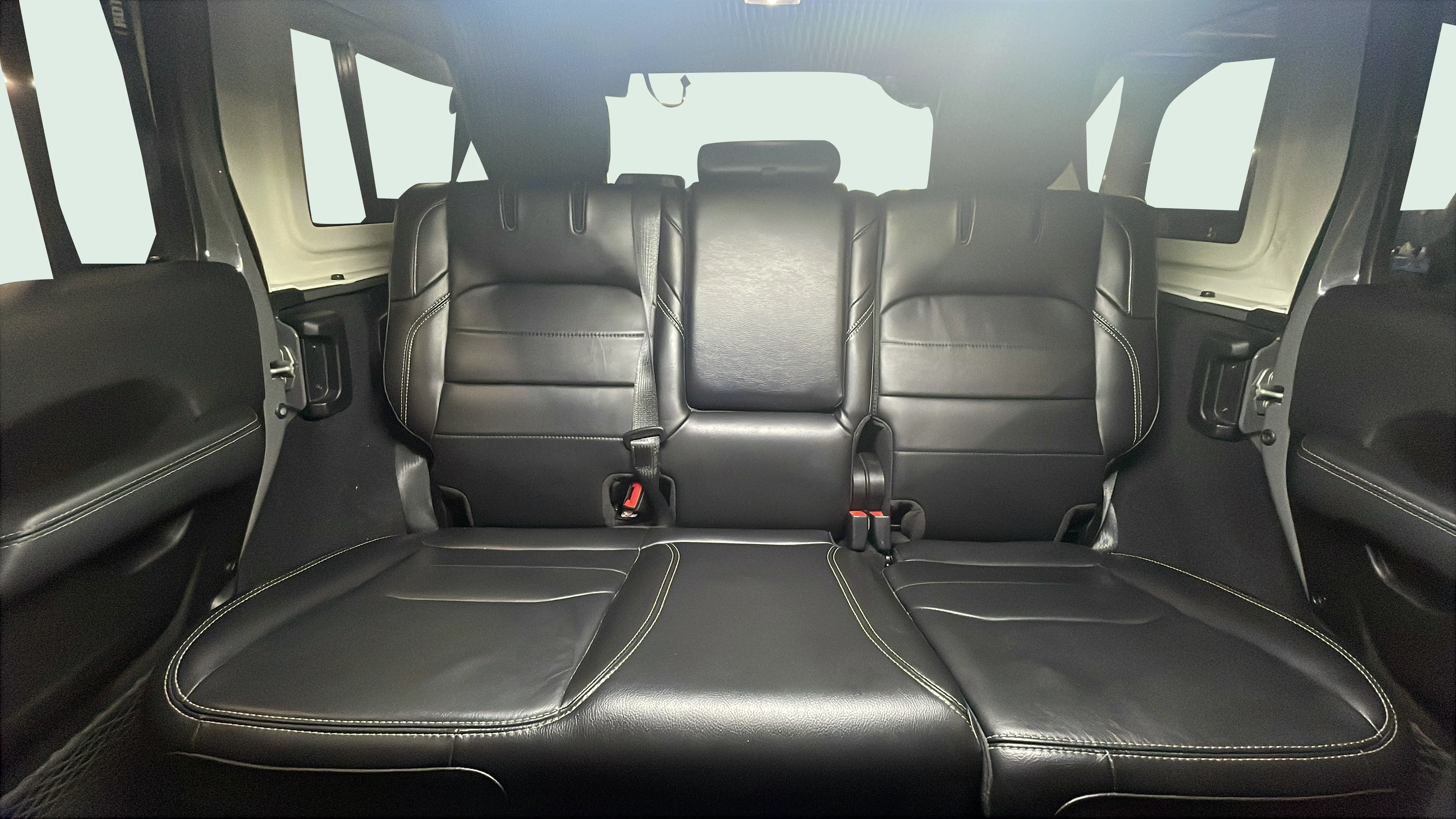 Vehicle interior 2