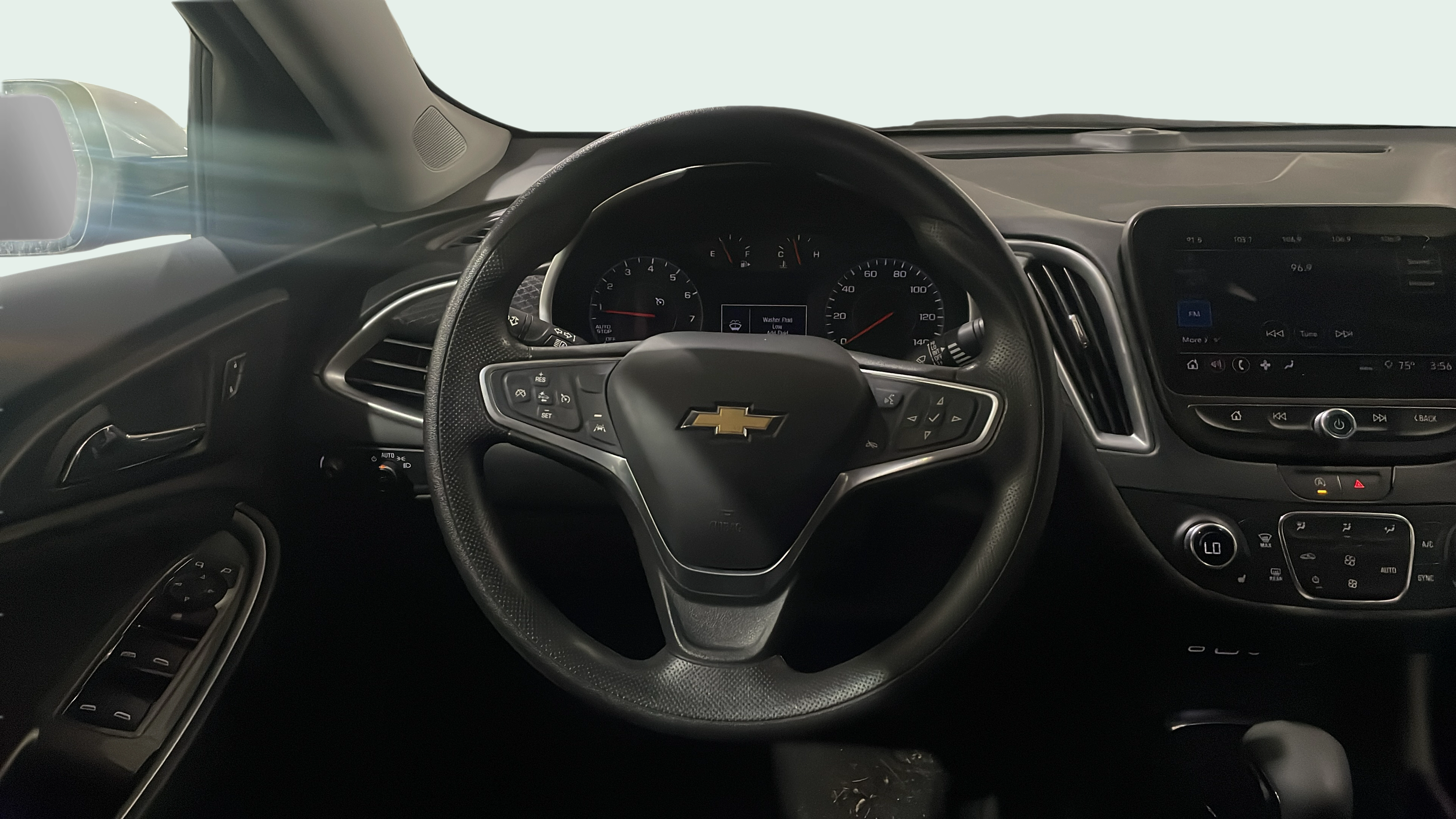 Vehicle interior 360 preview