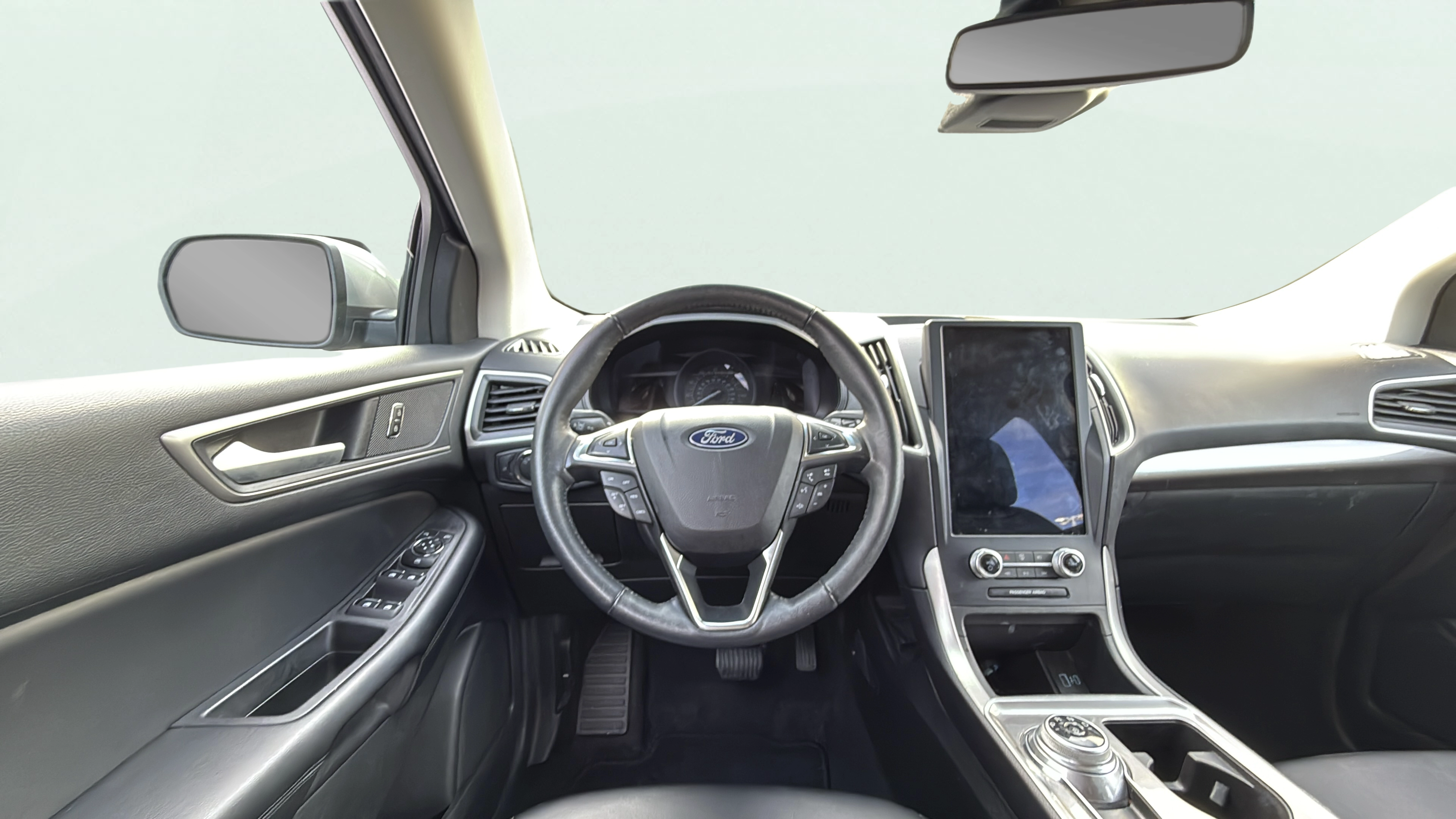 Vehicle interior 360 preview