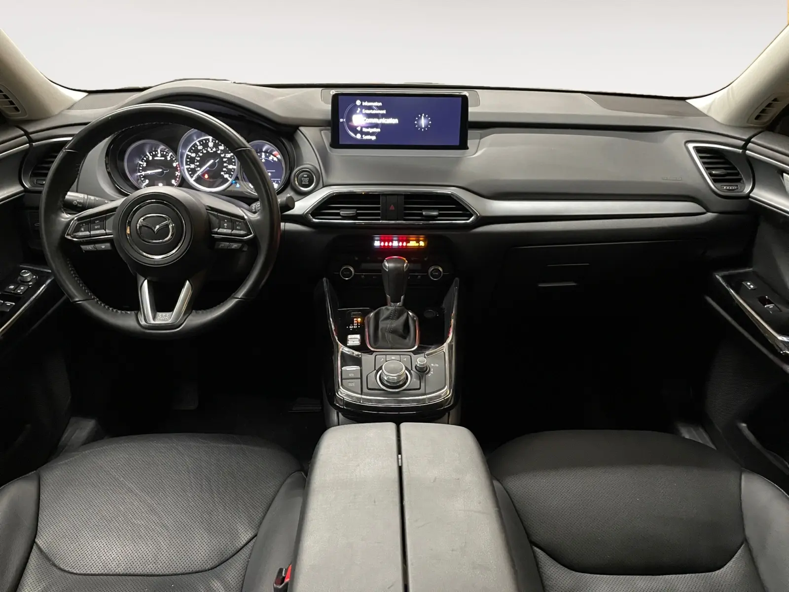 Vehicle interior 2