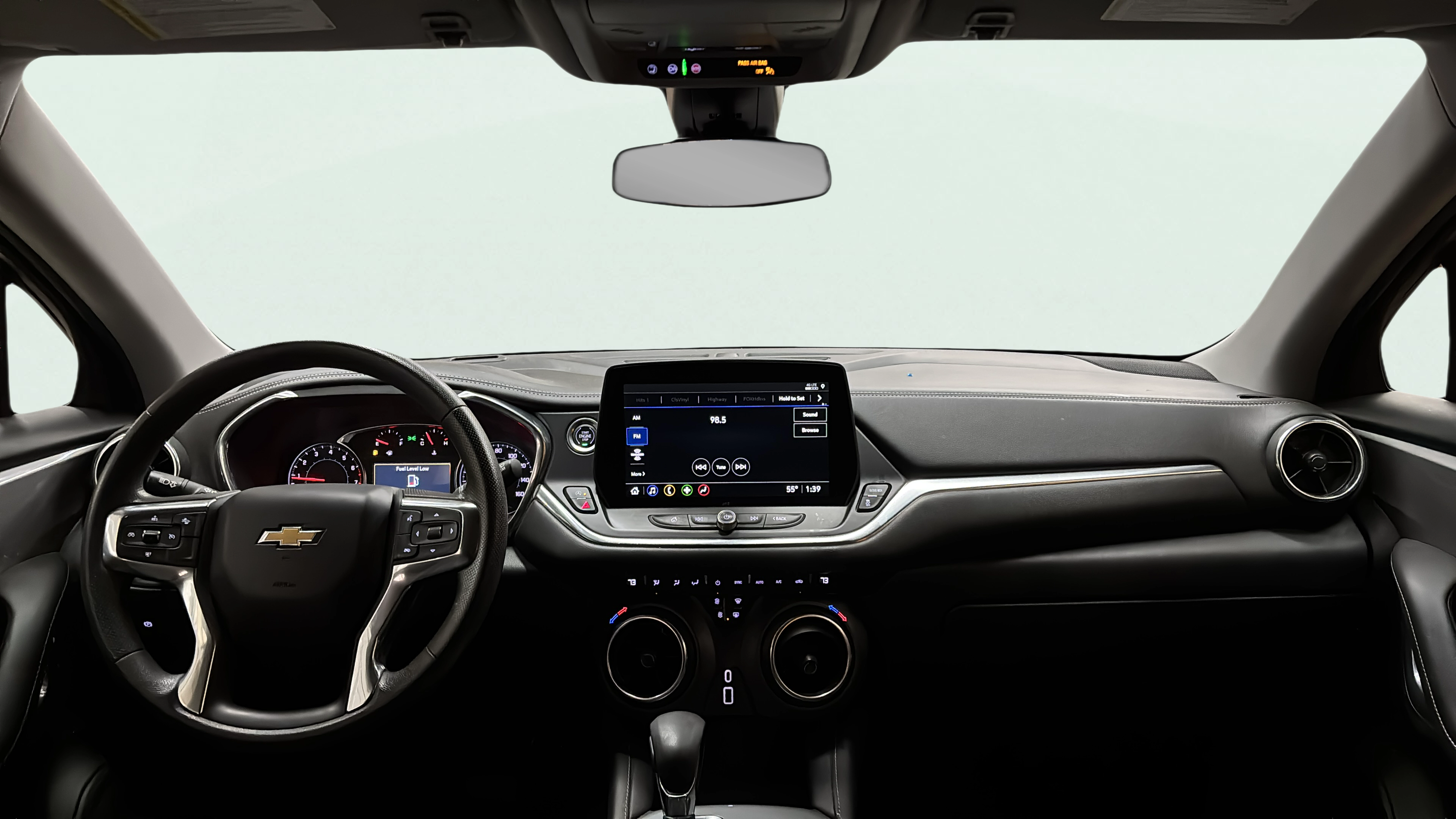 Vehicle interior 360 preview