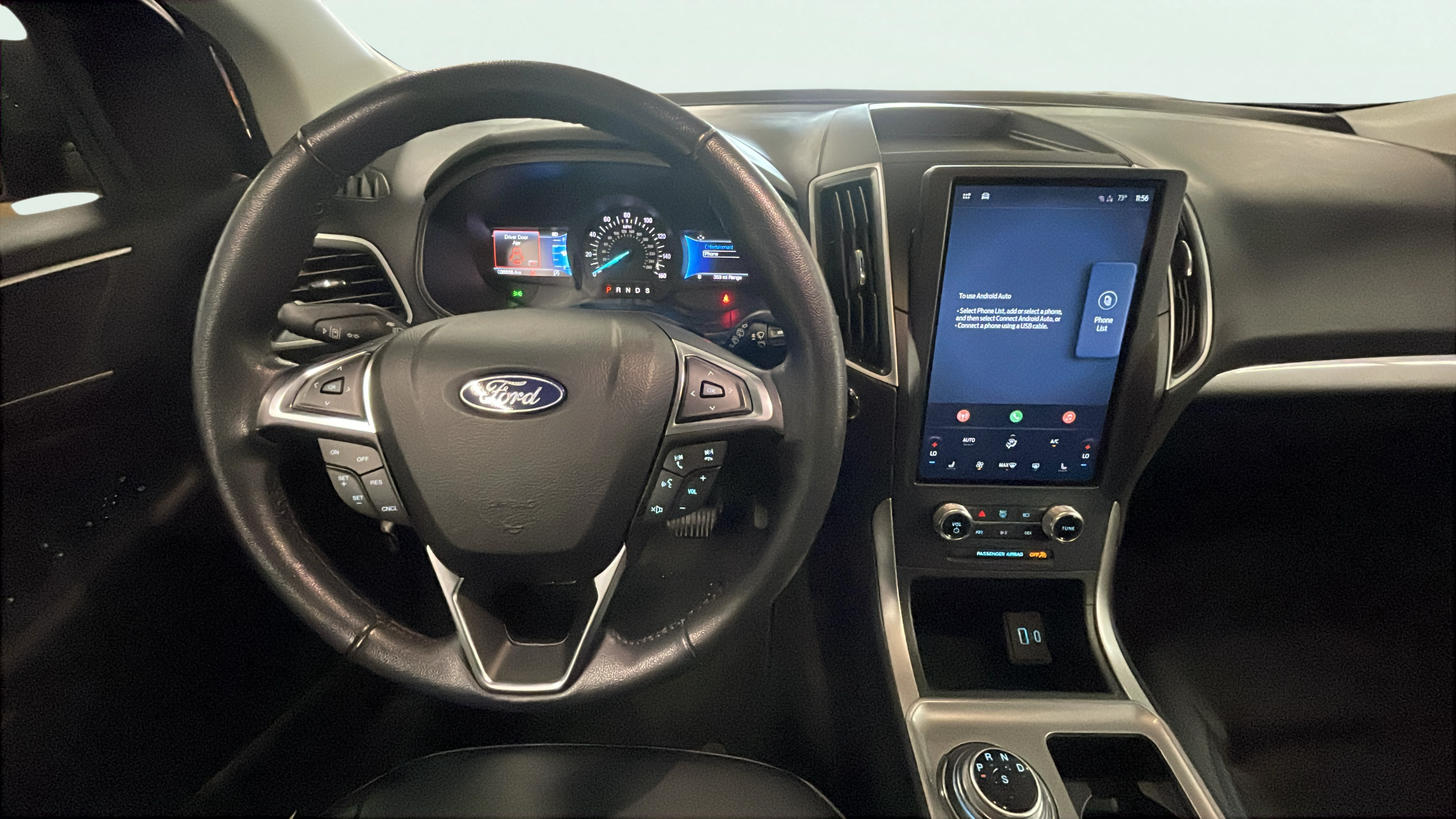 Vehicle interior 360 preview
