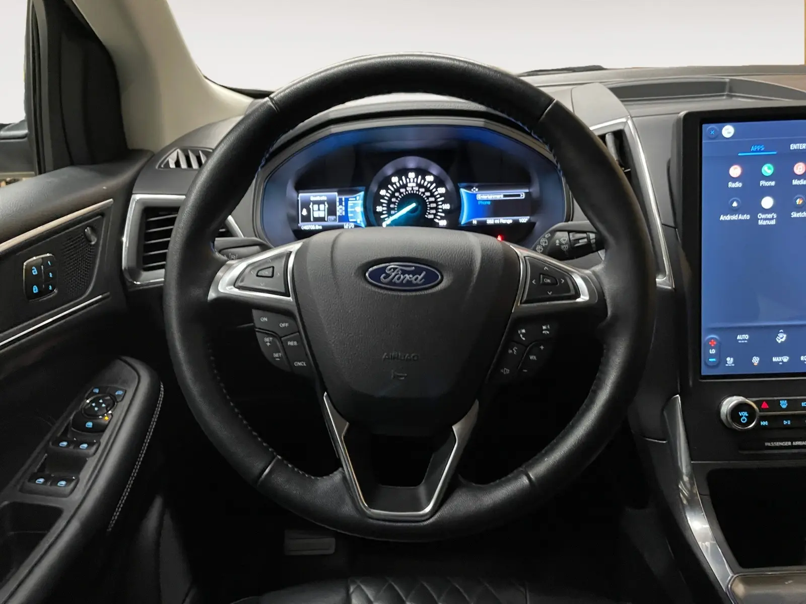 Vehicle interior 2