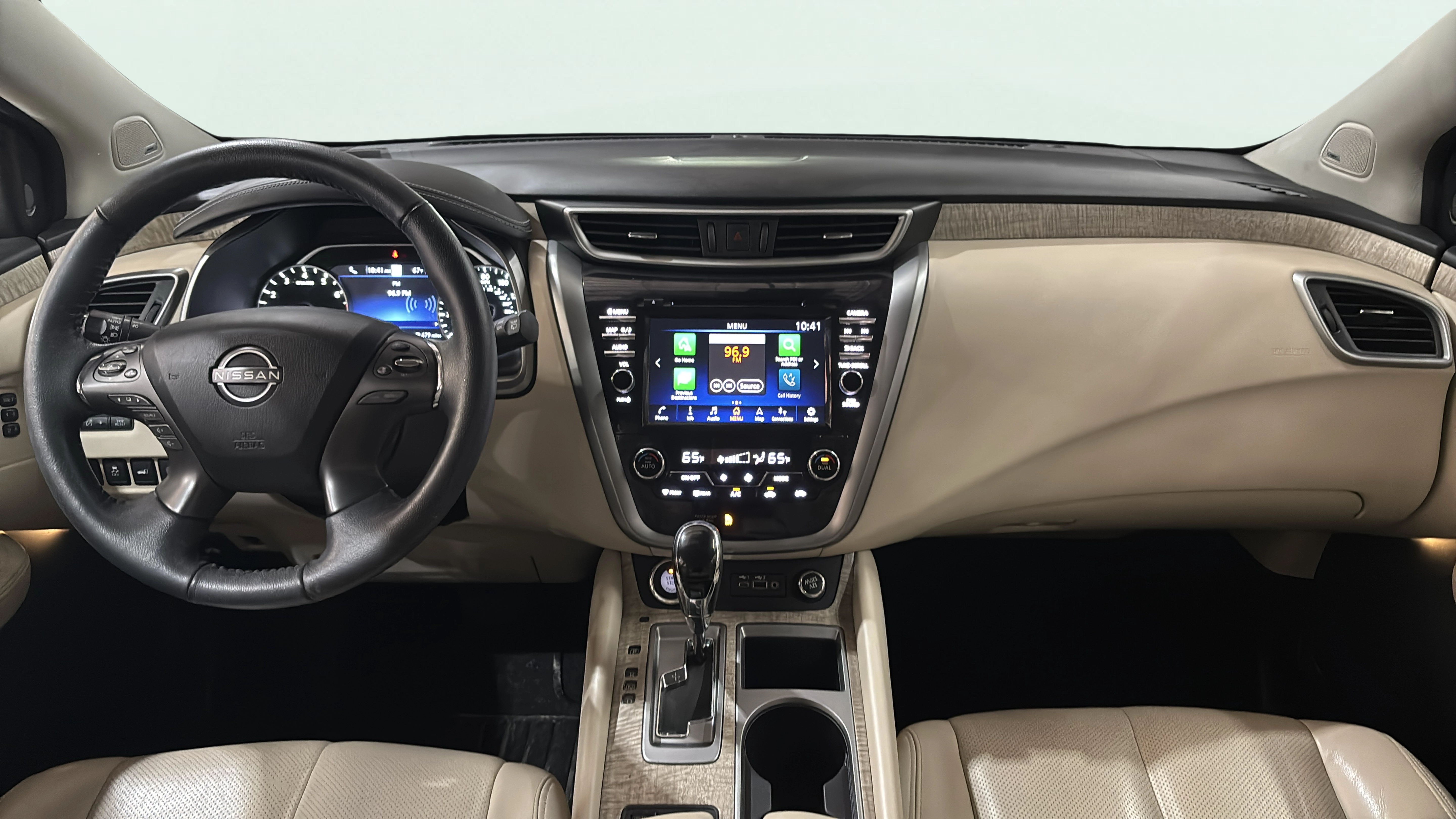 Vehicle interior 360 preview