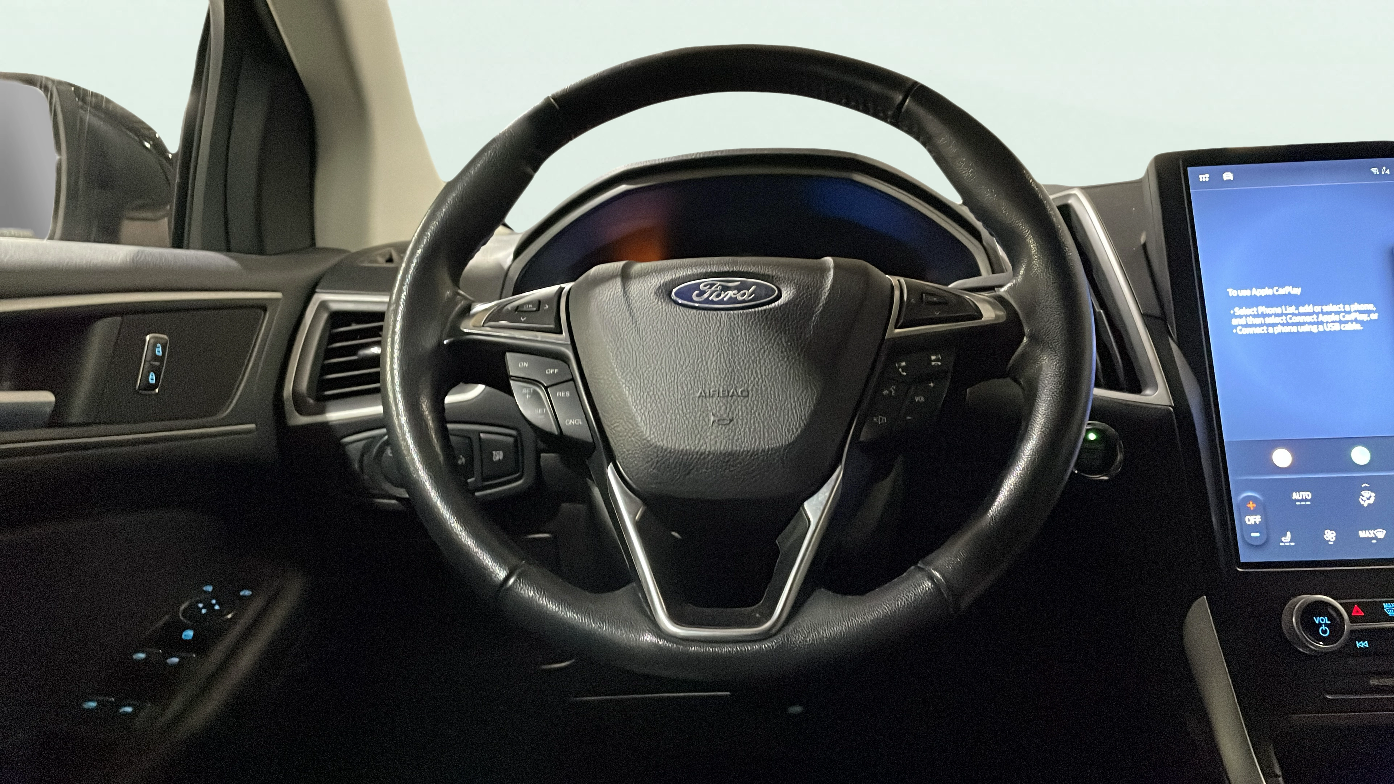 Vehicle interior 360 preview