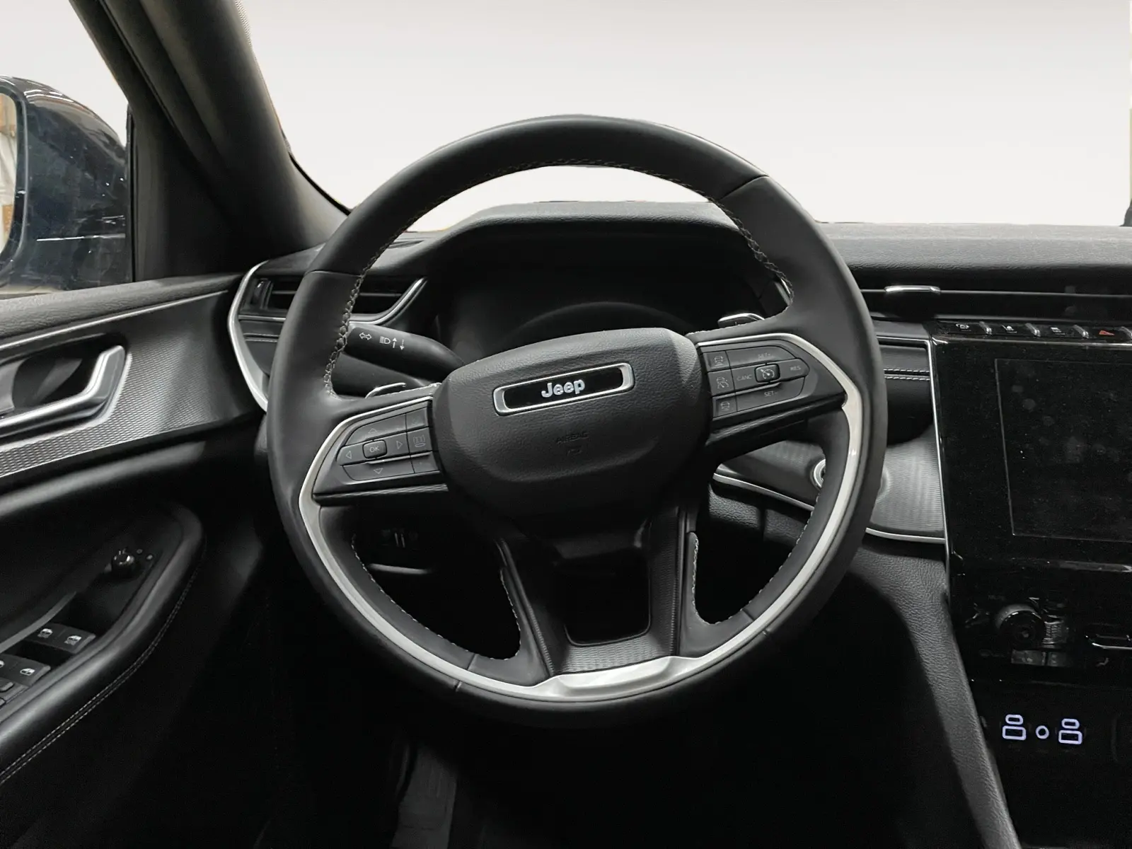 Vehicle interior 3