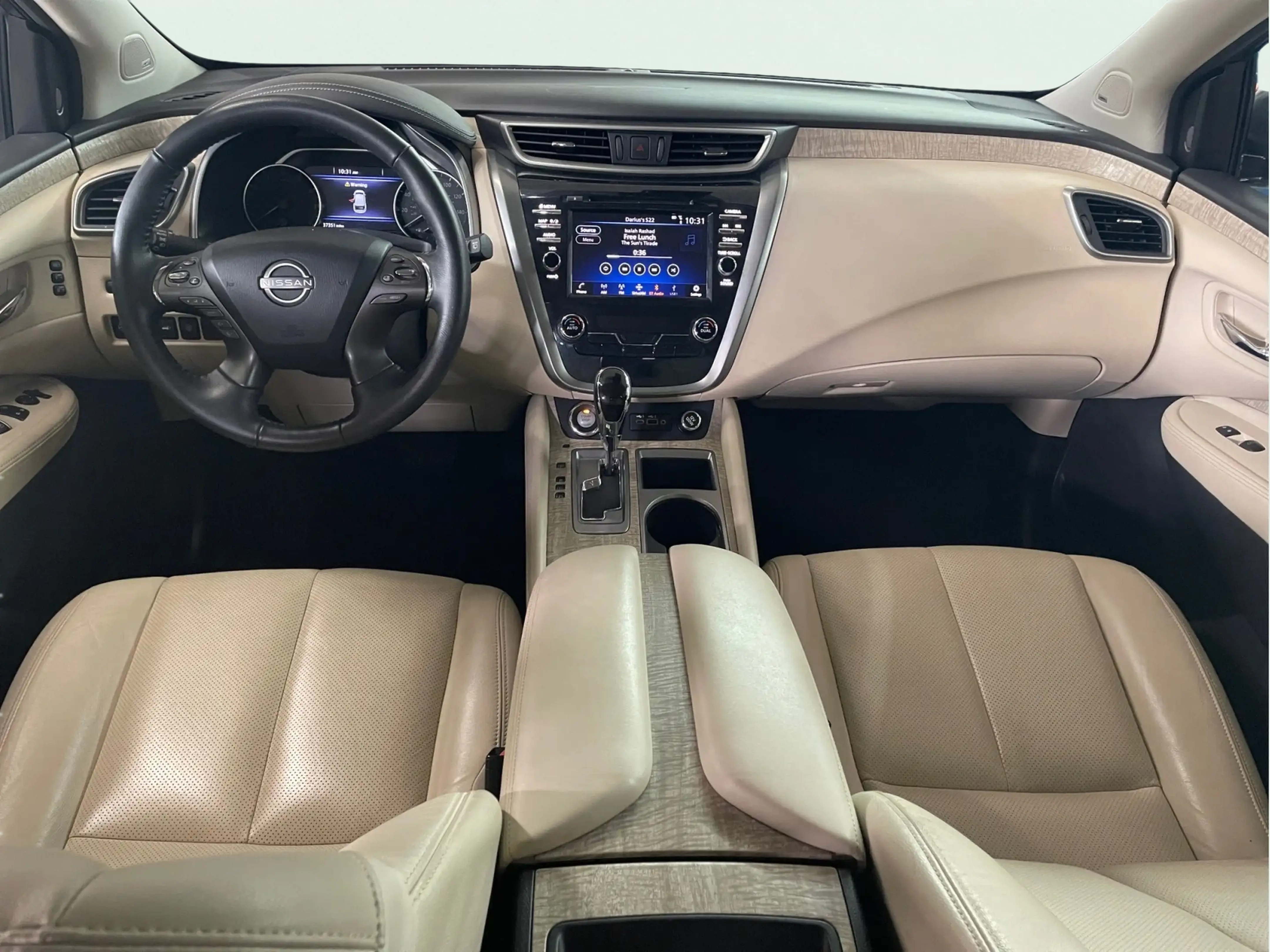 Vehicle interior 360 preview