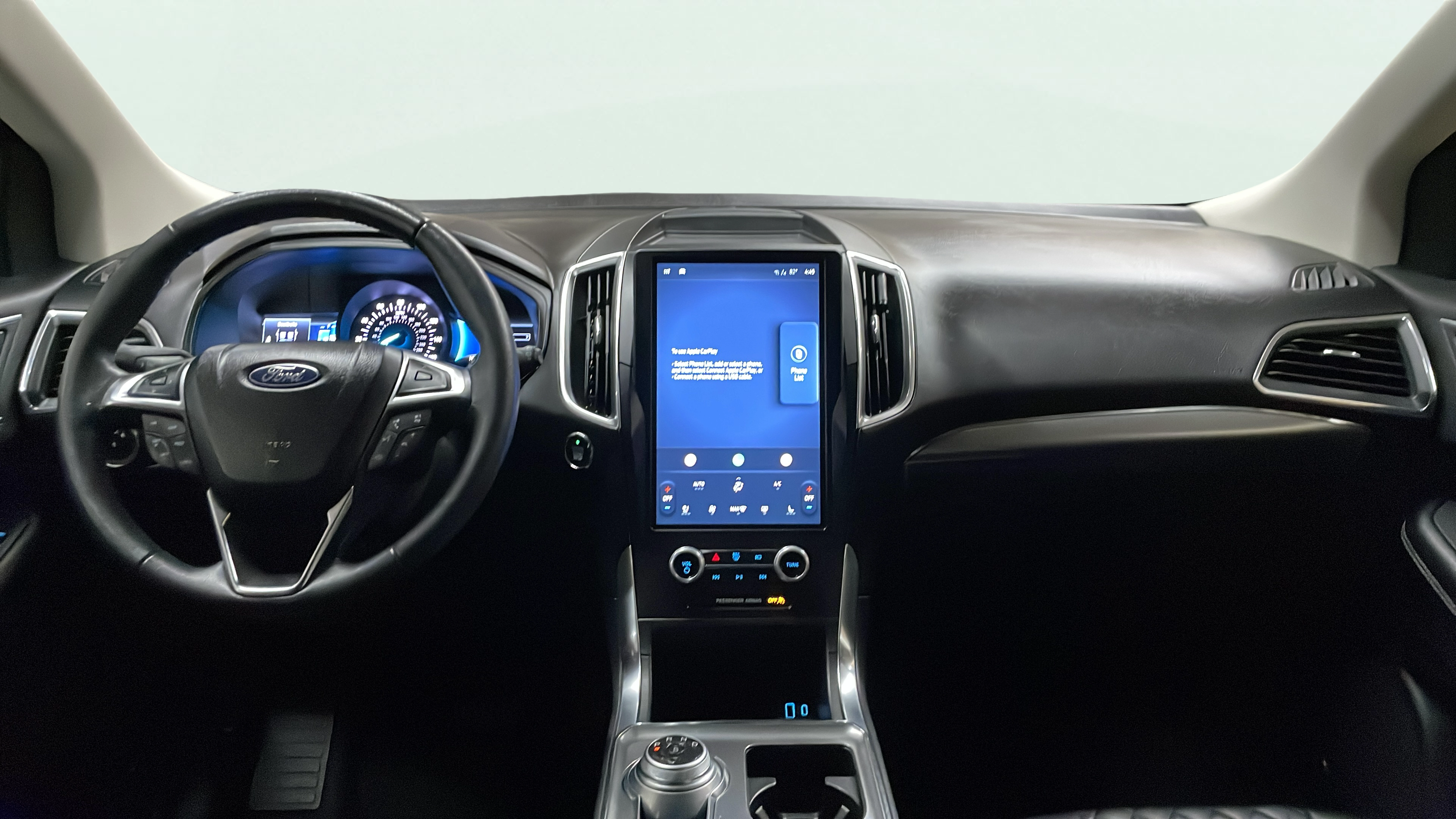 Vehicle interior 360 preview