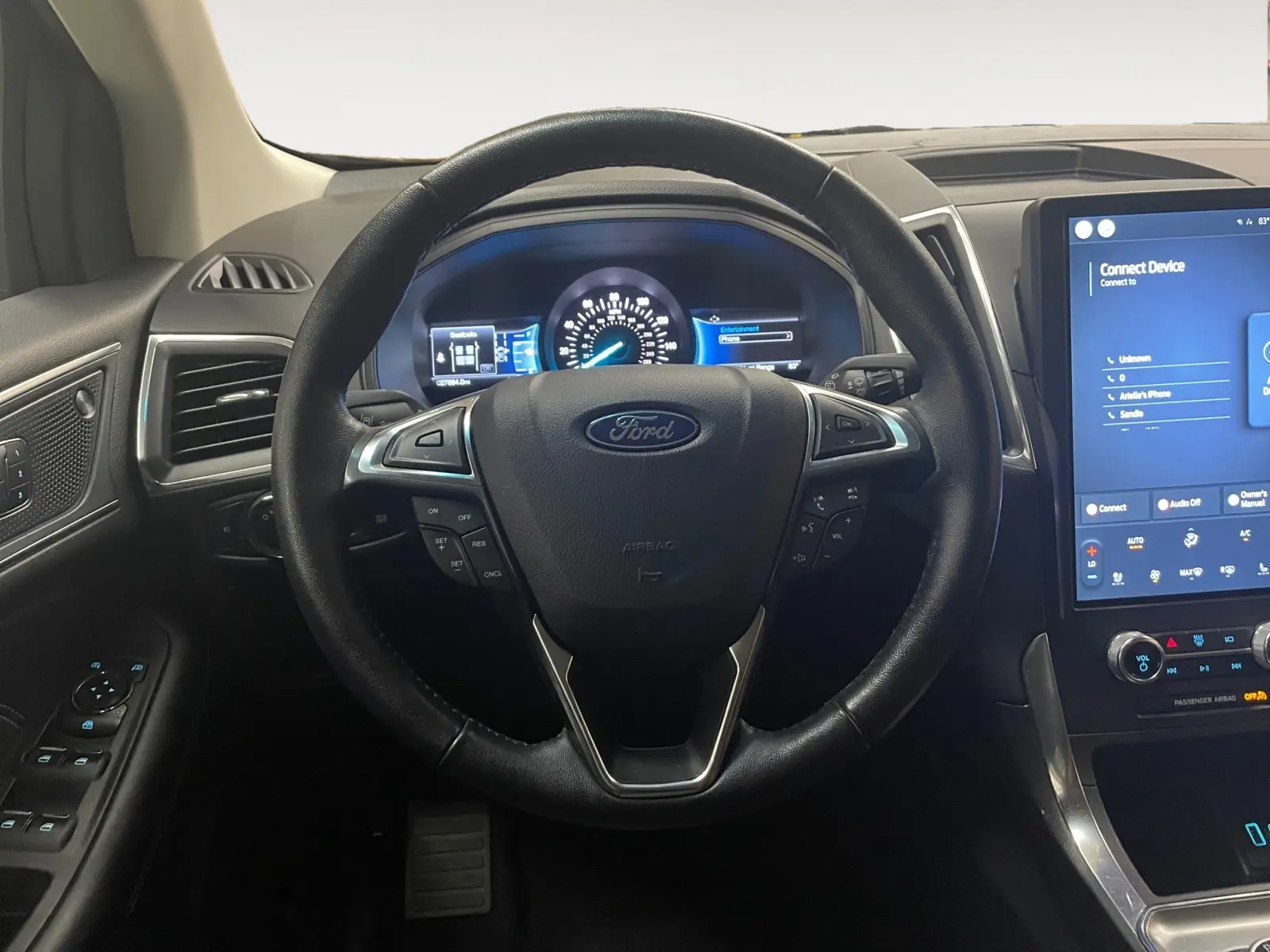 Vehicle interior 360 preview