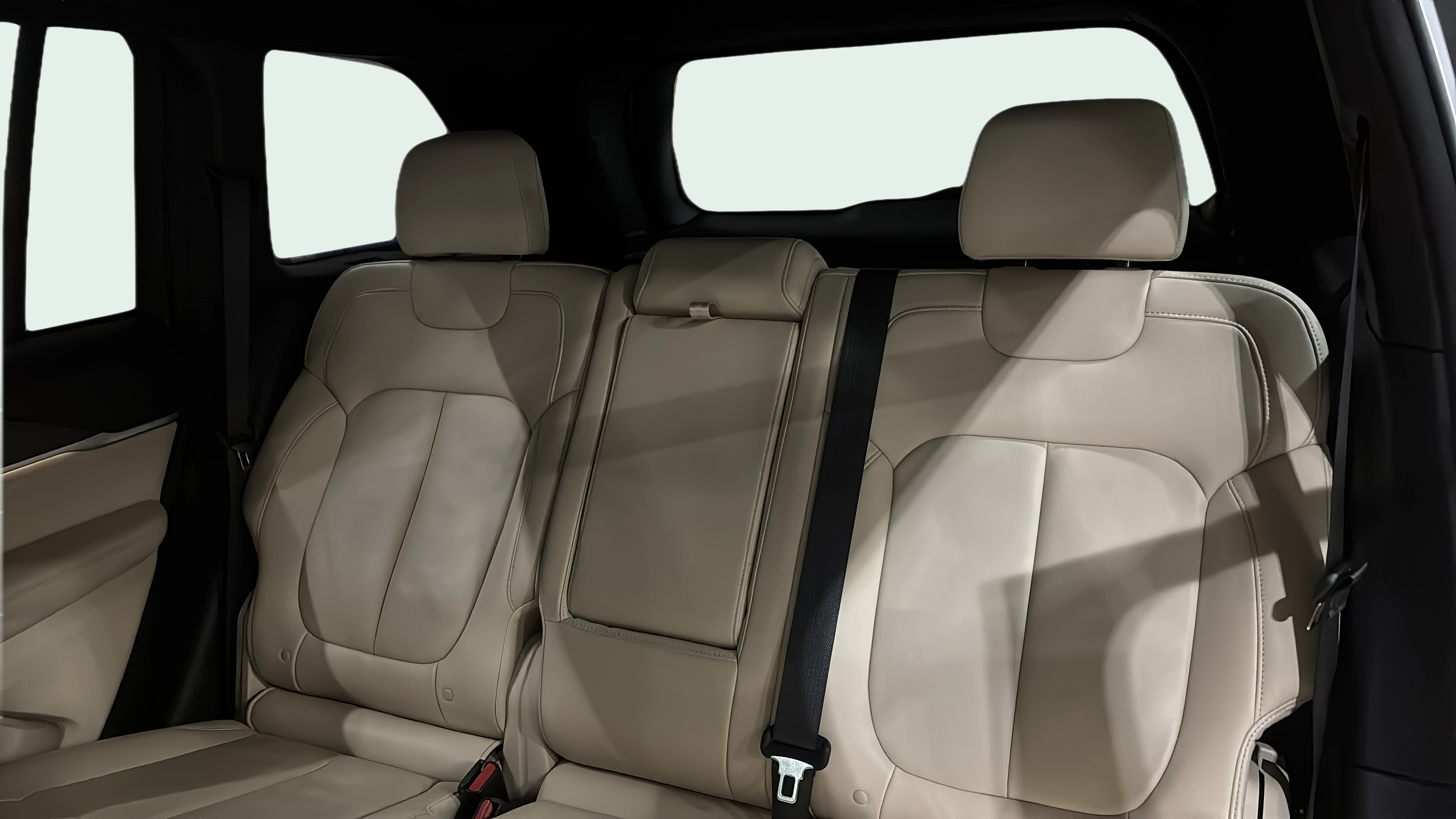 Vehicle interior 360 preview