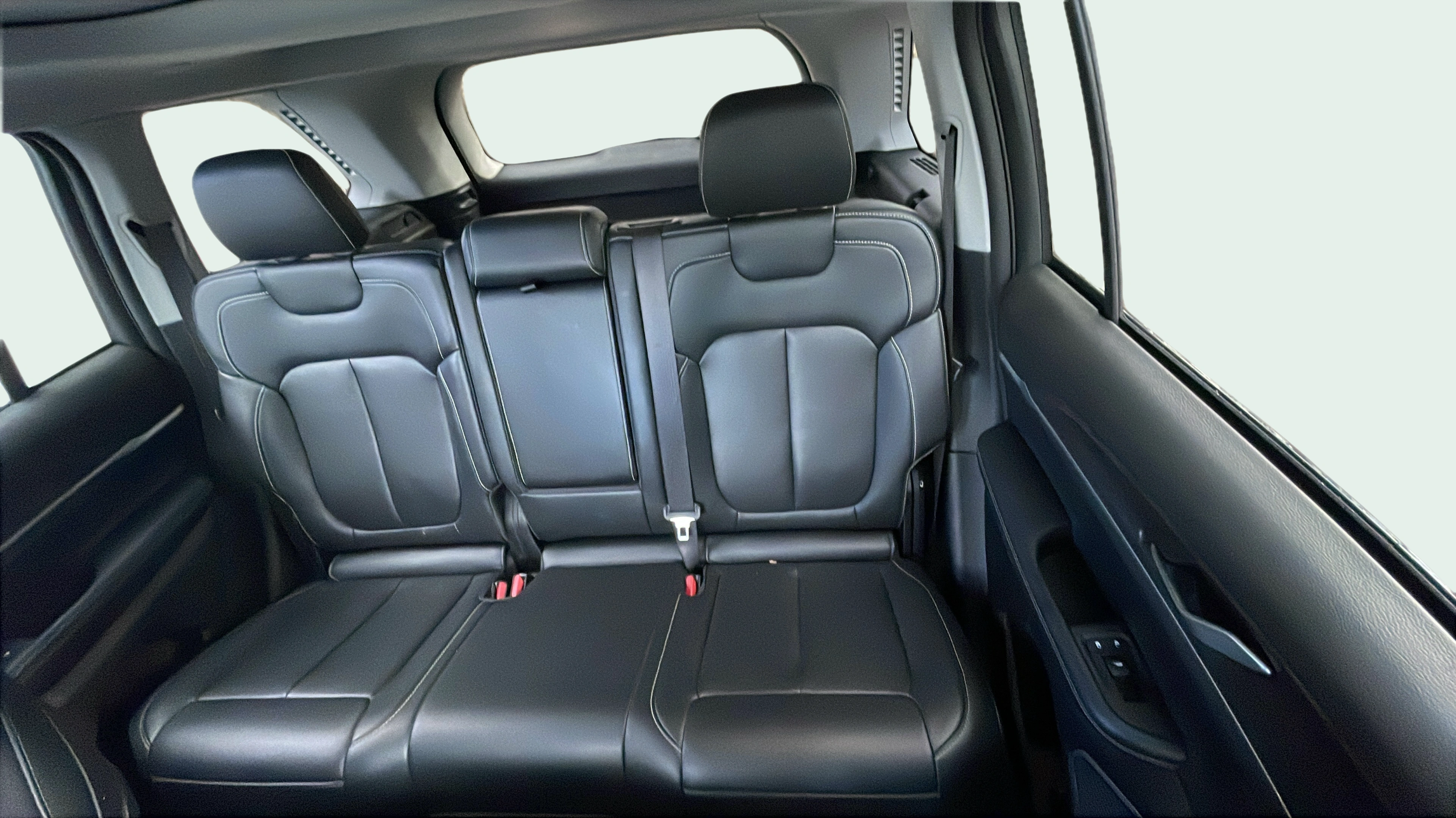 Vehicle interior 2