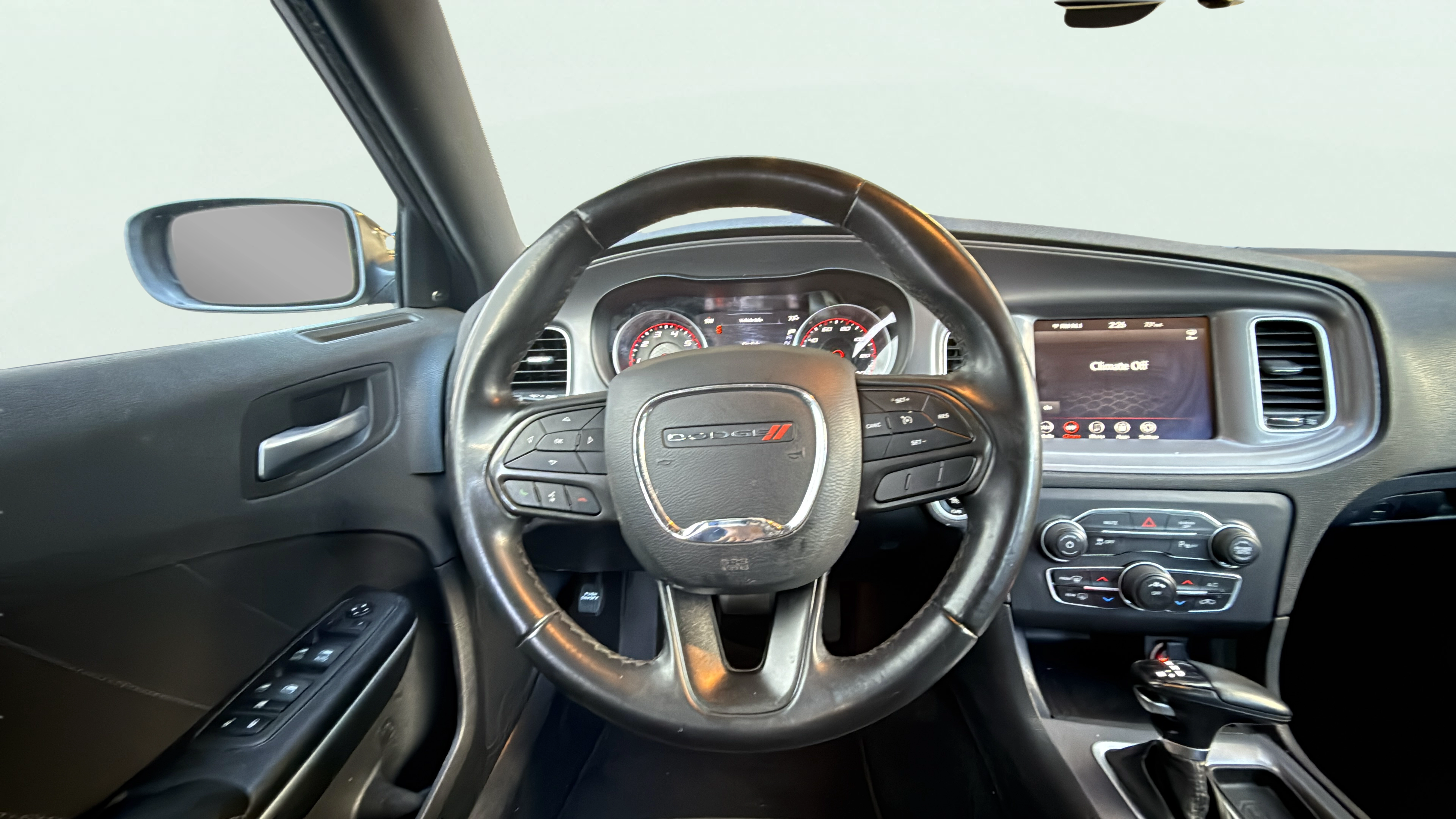 Vehicle interior 360 preview