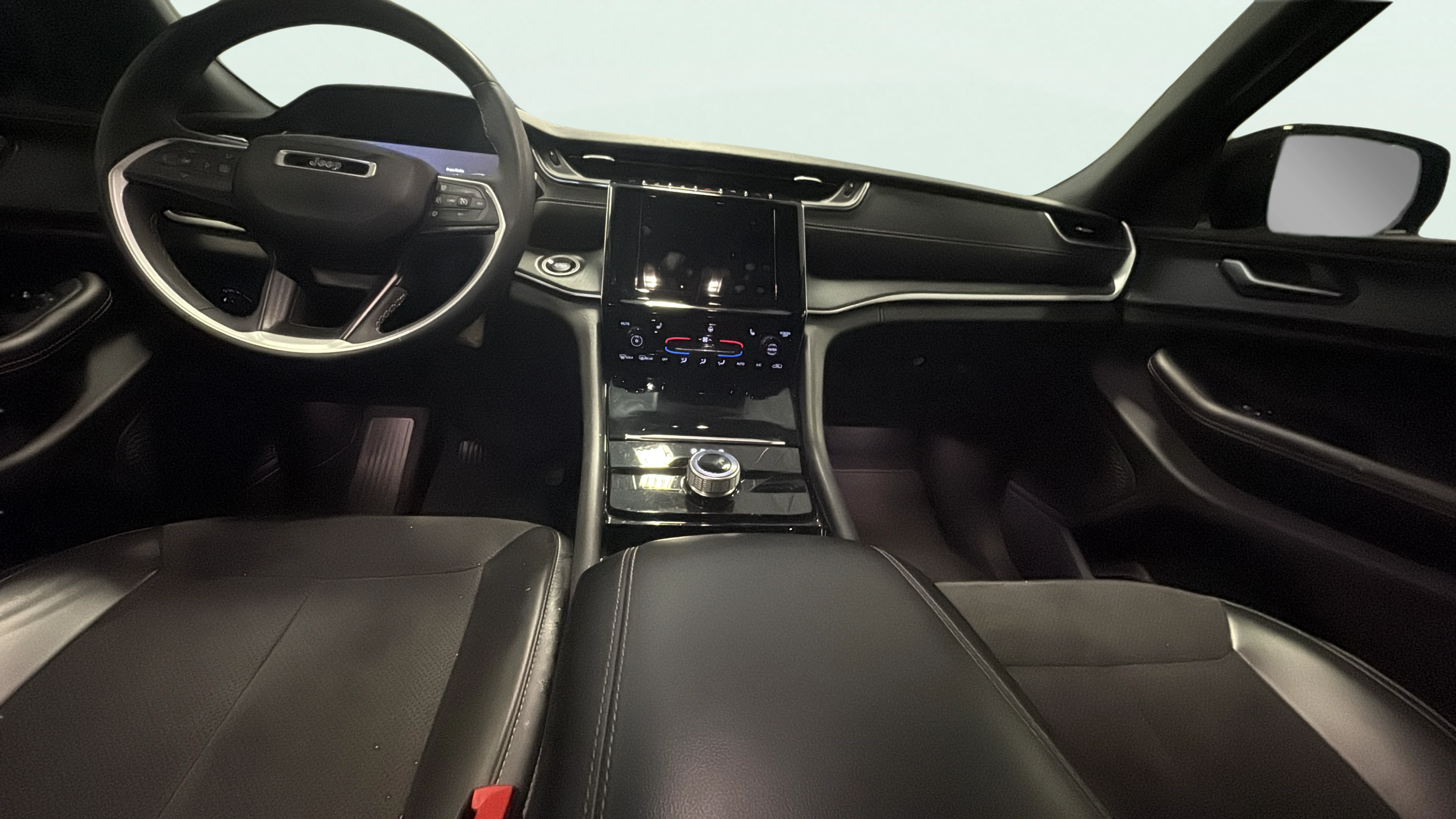 Vehicle interior 360 preview