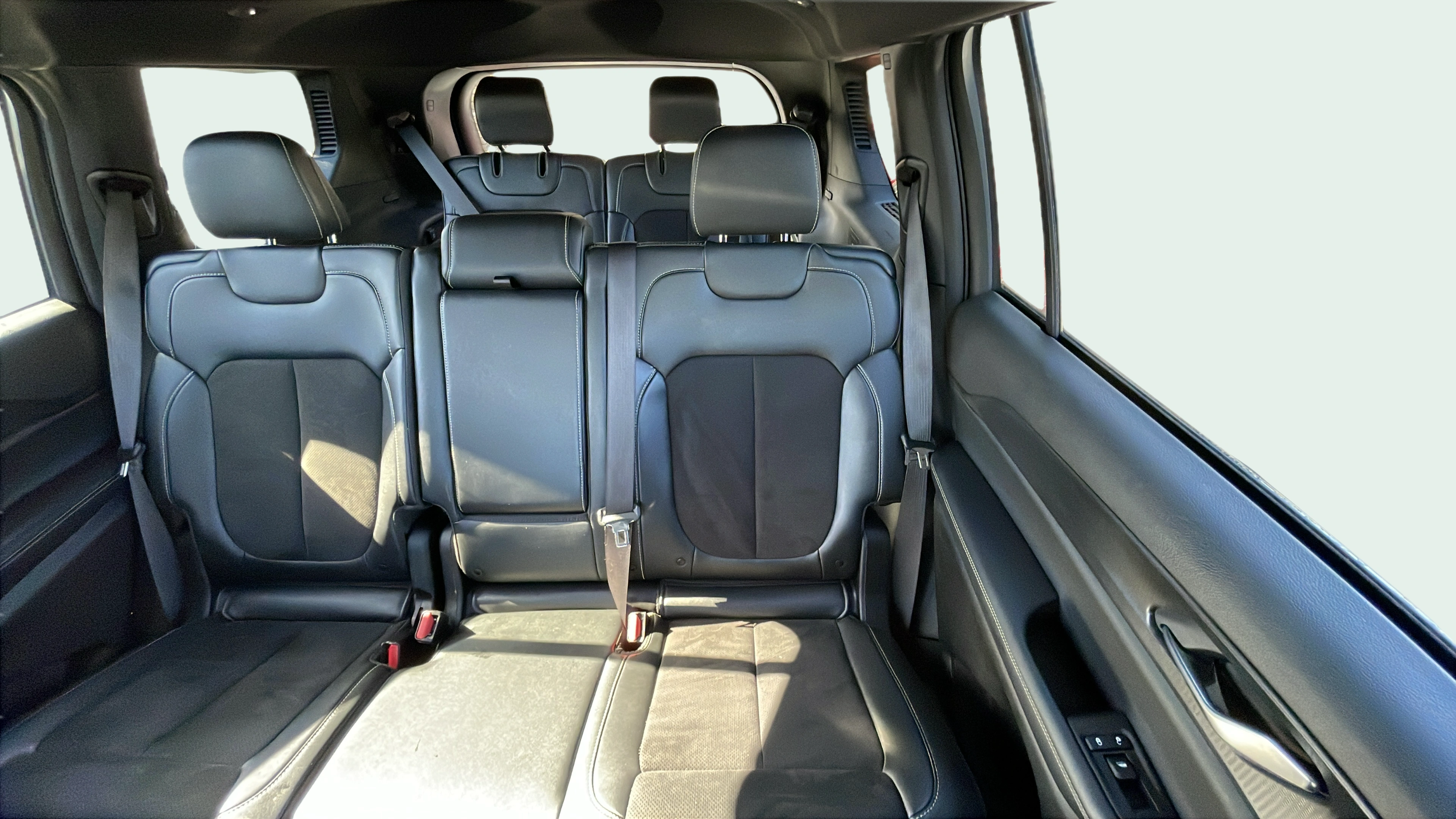 Vehicle interior 2