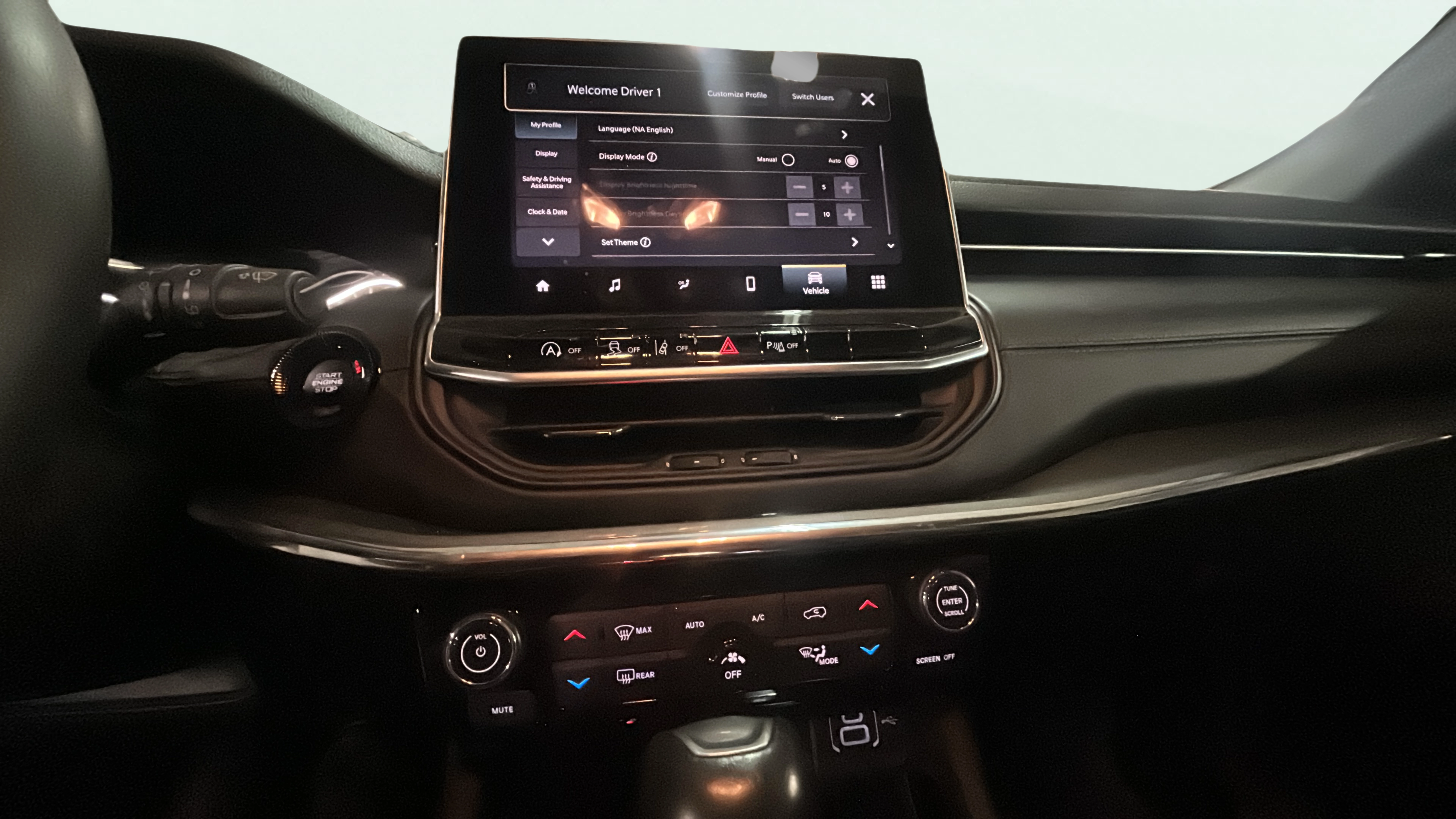 Vehicle interior 360 preview