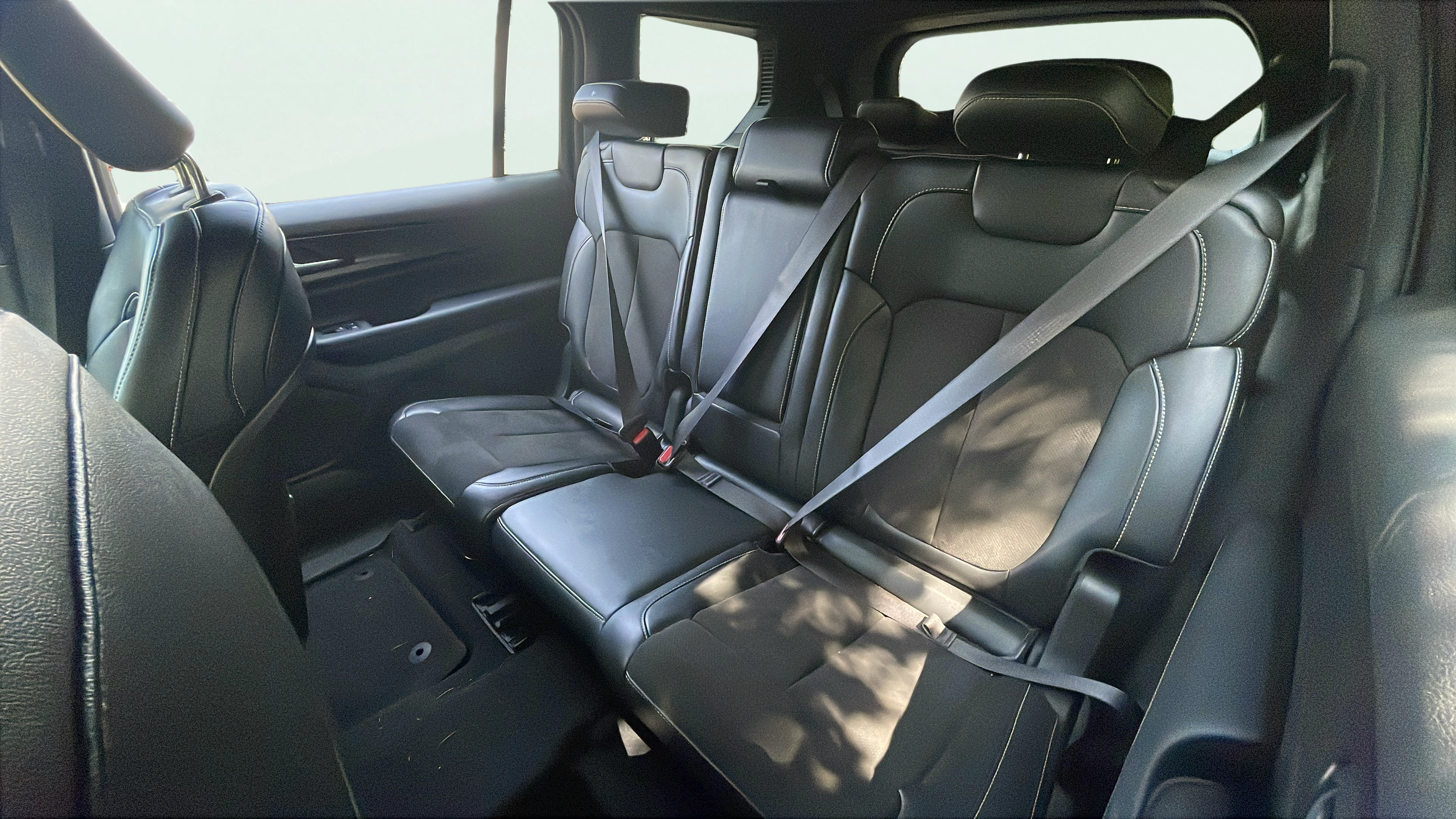 Vehicle interior 2