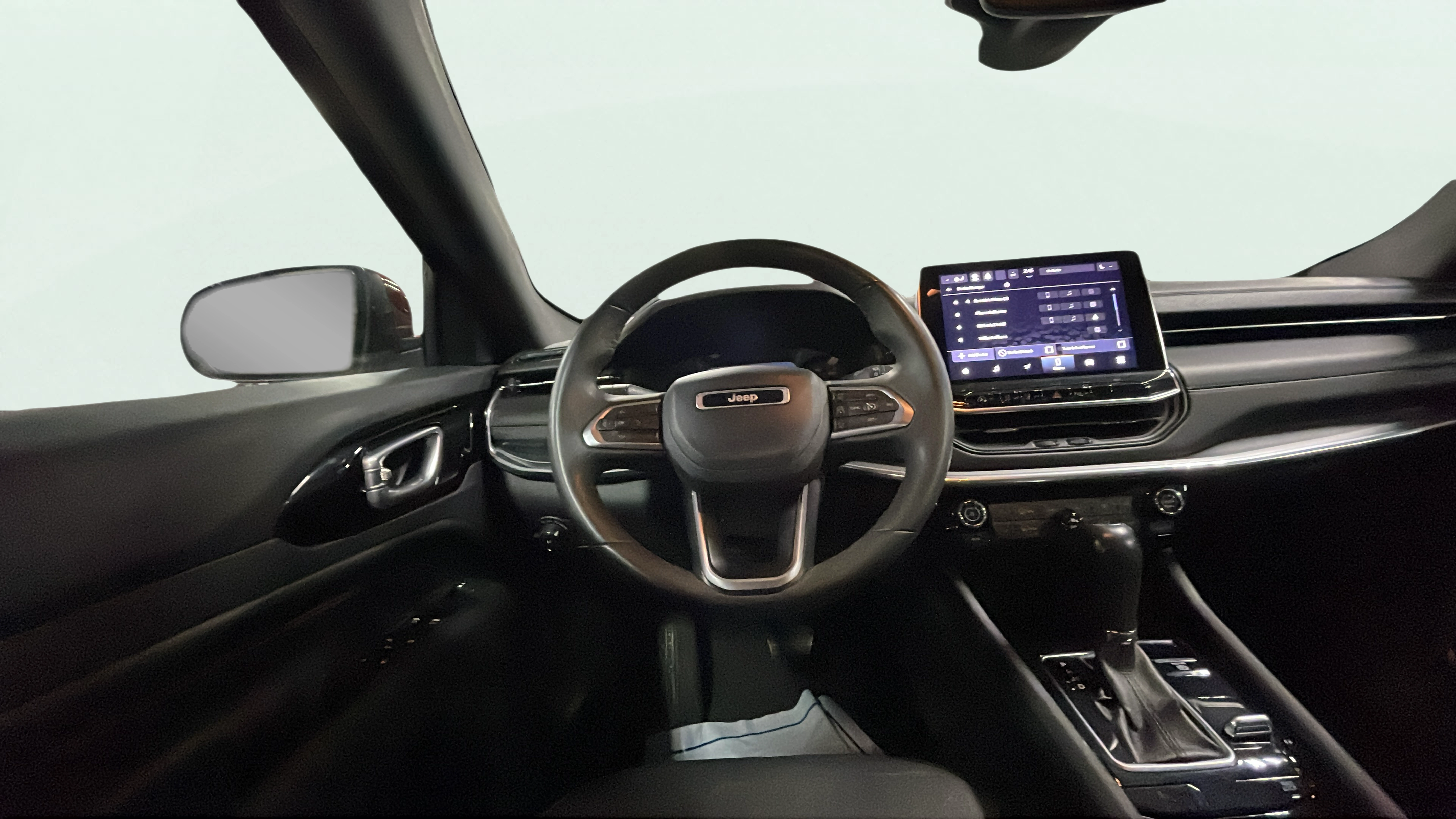 Vehicle interior 360 preview