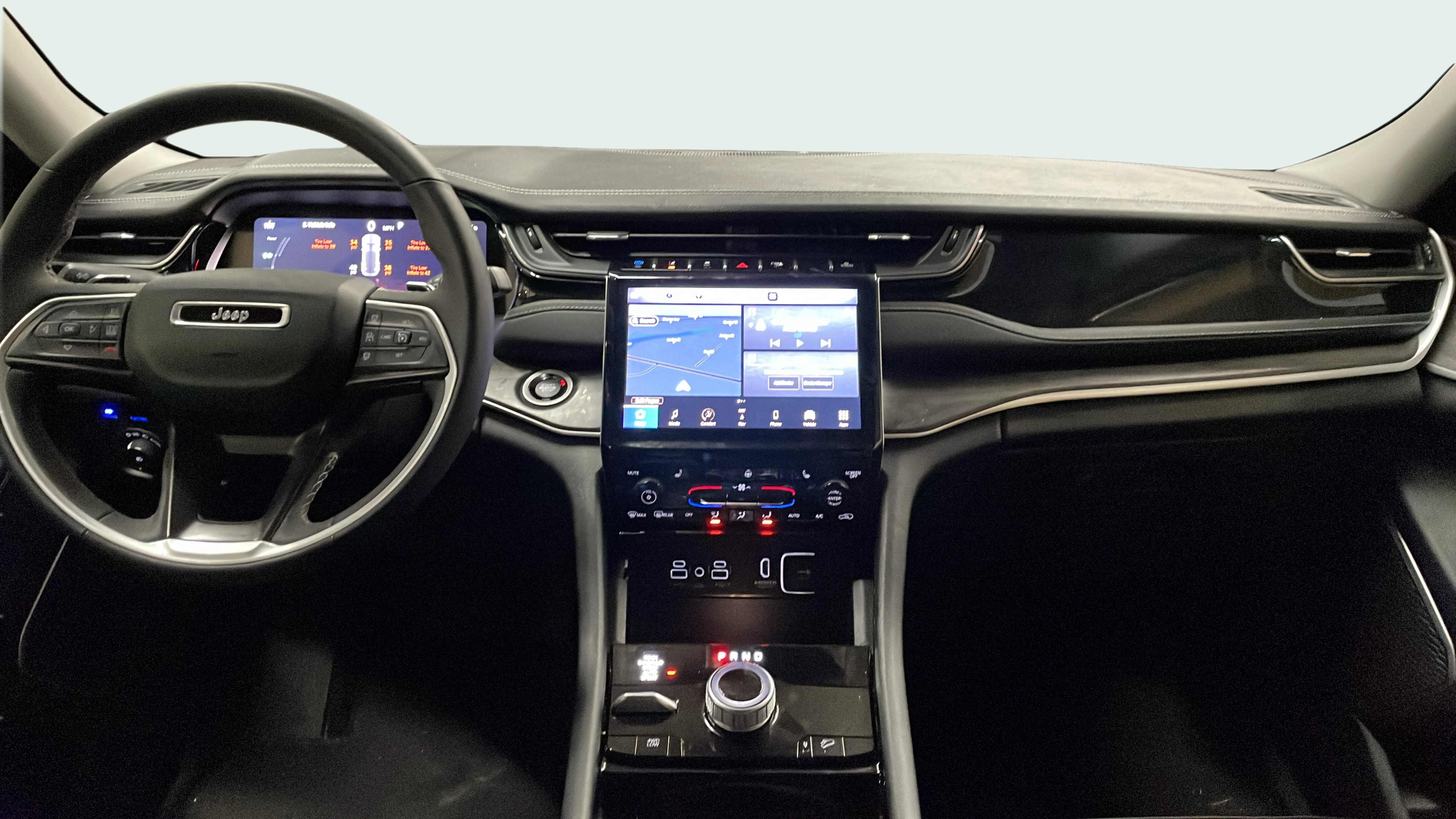Vehicle interior 360 preview