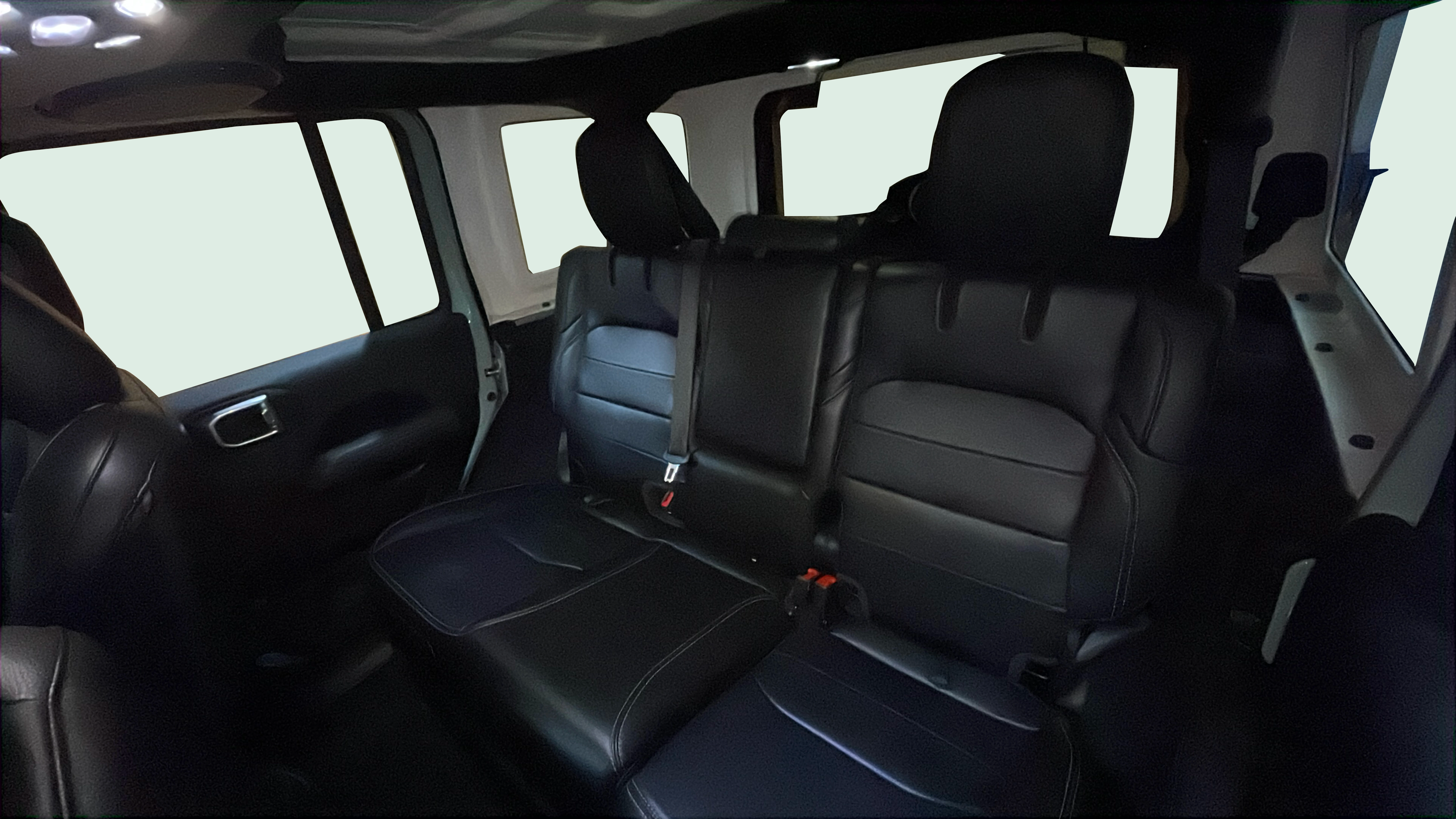 Vehicle interior 2