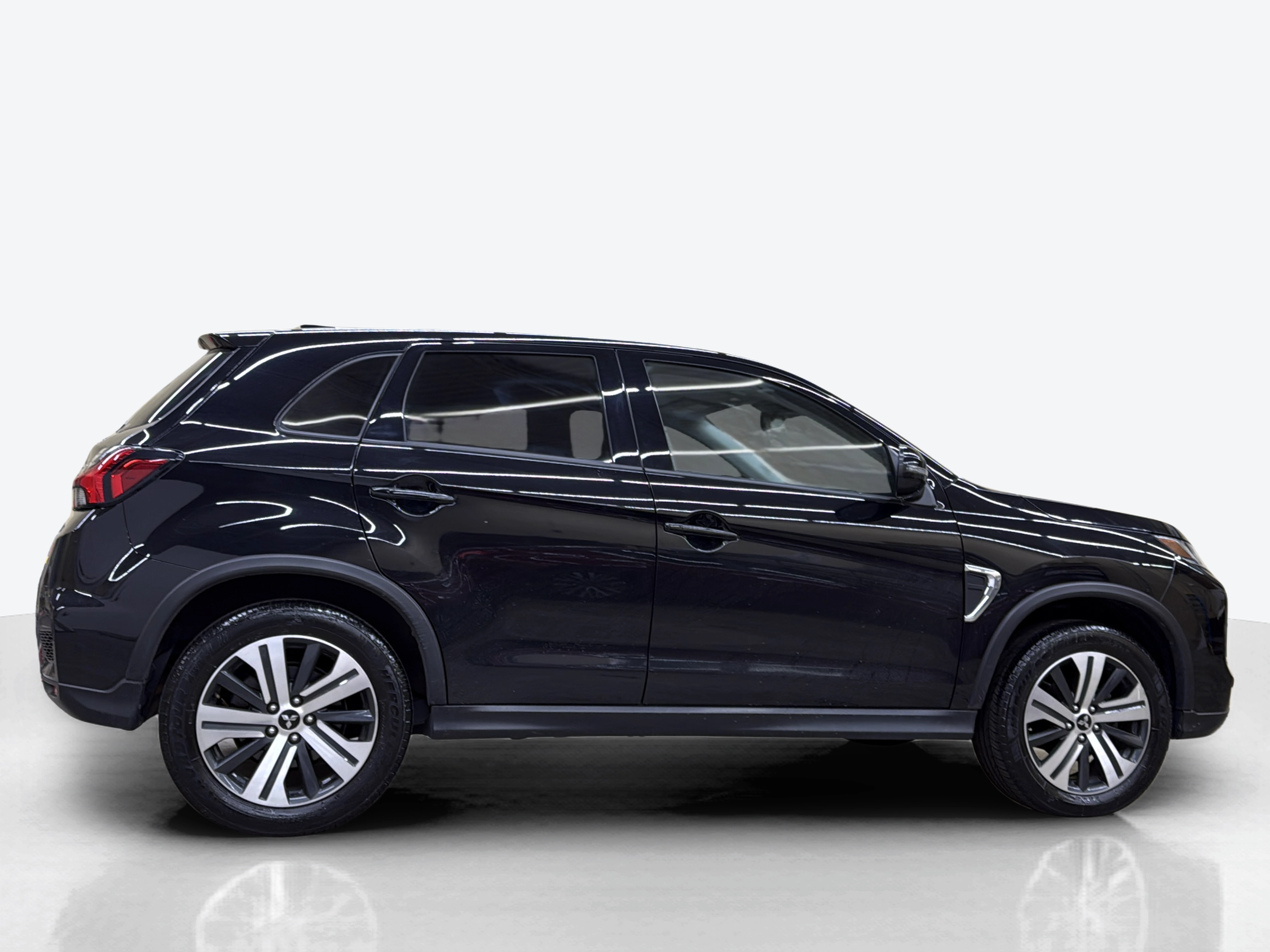 Vehicle exterior side