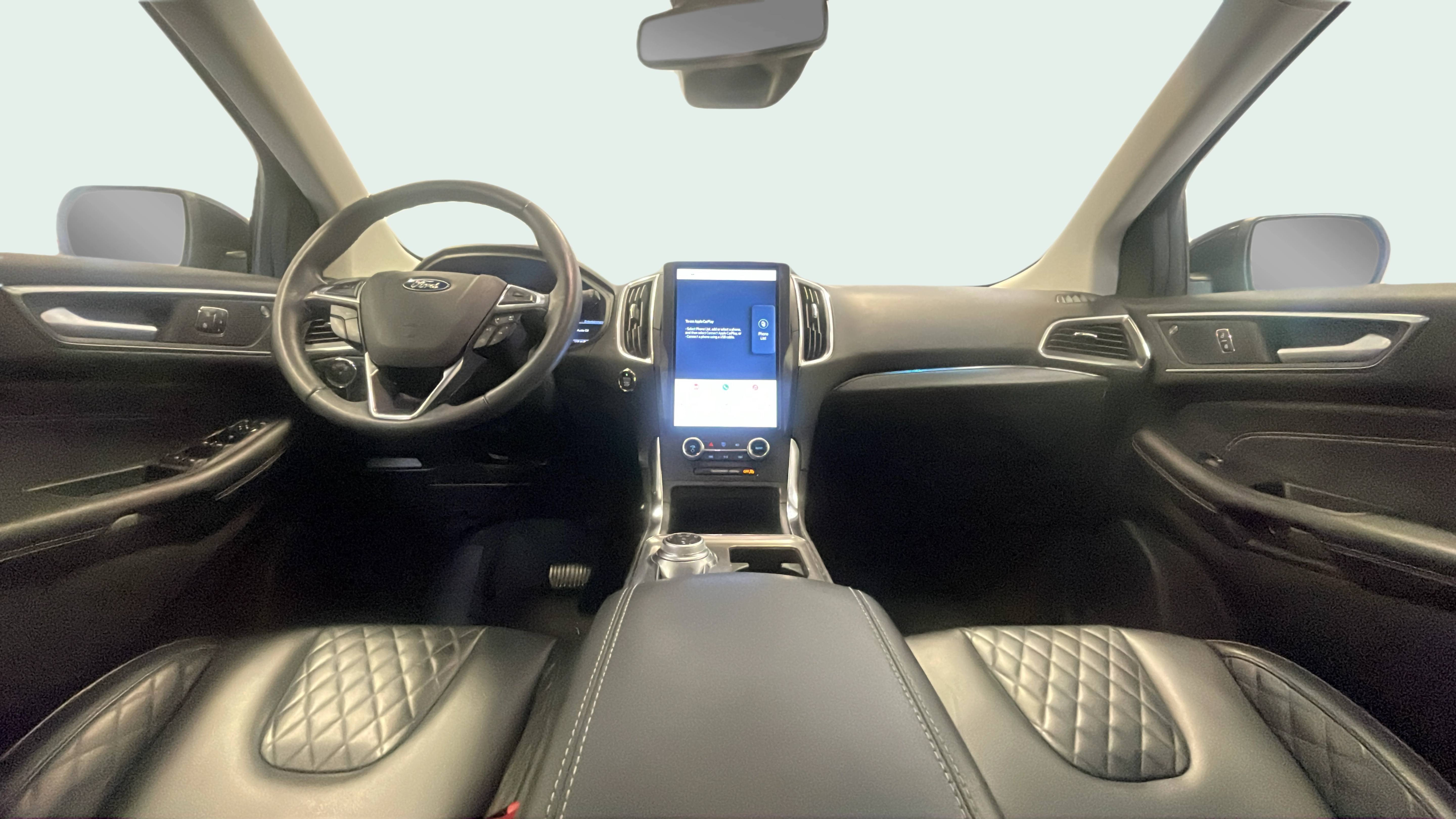 Vehicle interior 360 preview